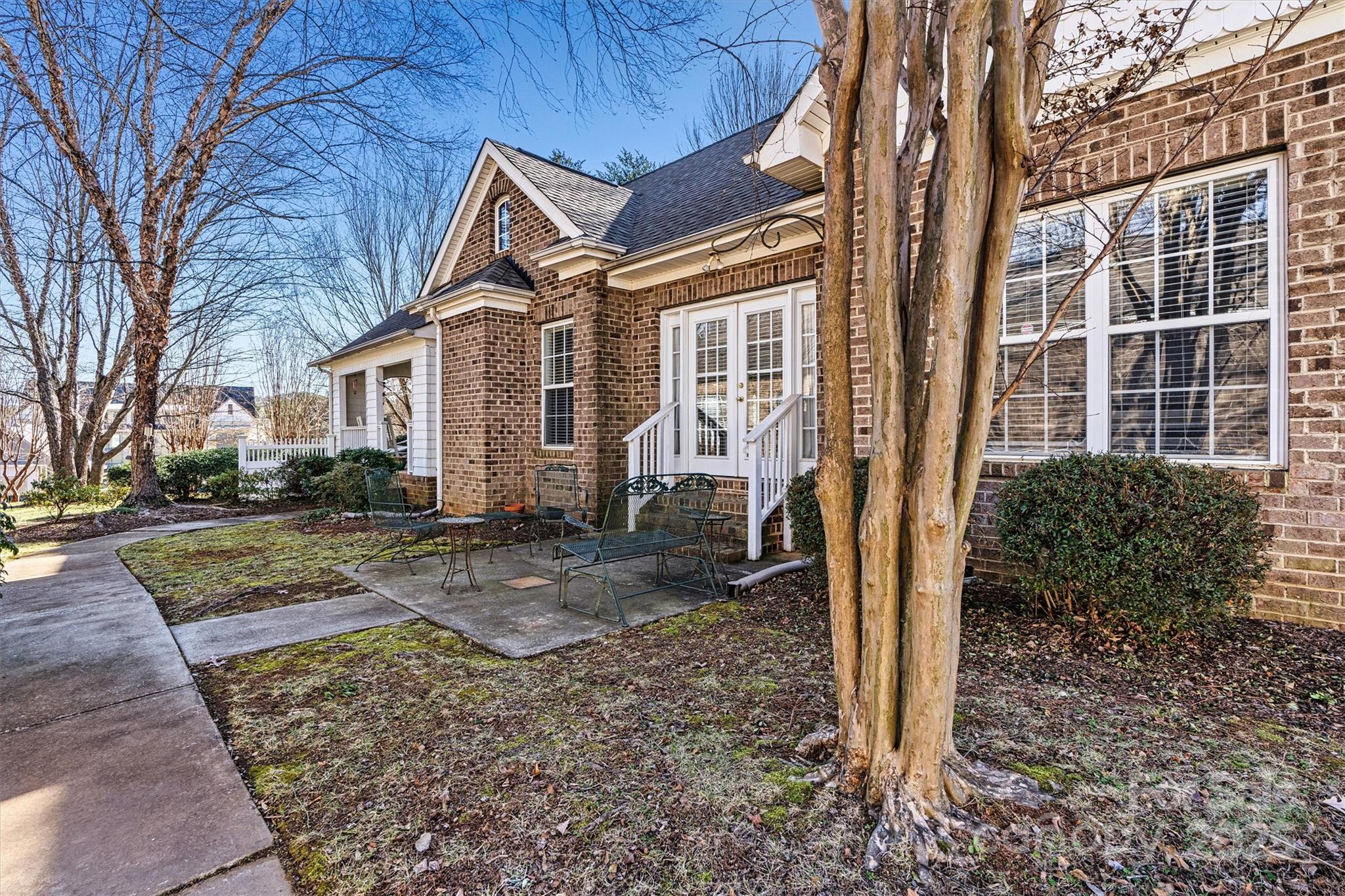 Mckenzie Place - Residential