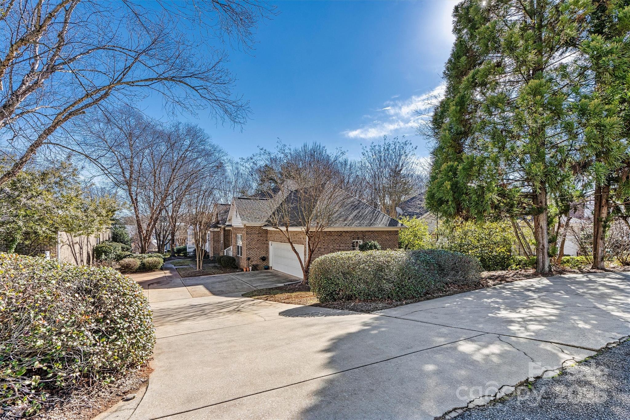 Mckenzie Place - Residential