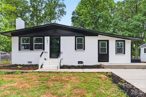 841 Mcarthur Avenue Charlotte NC 28206