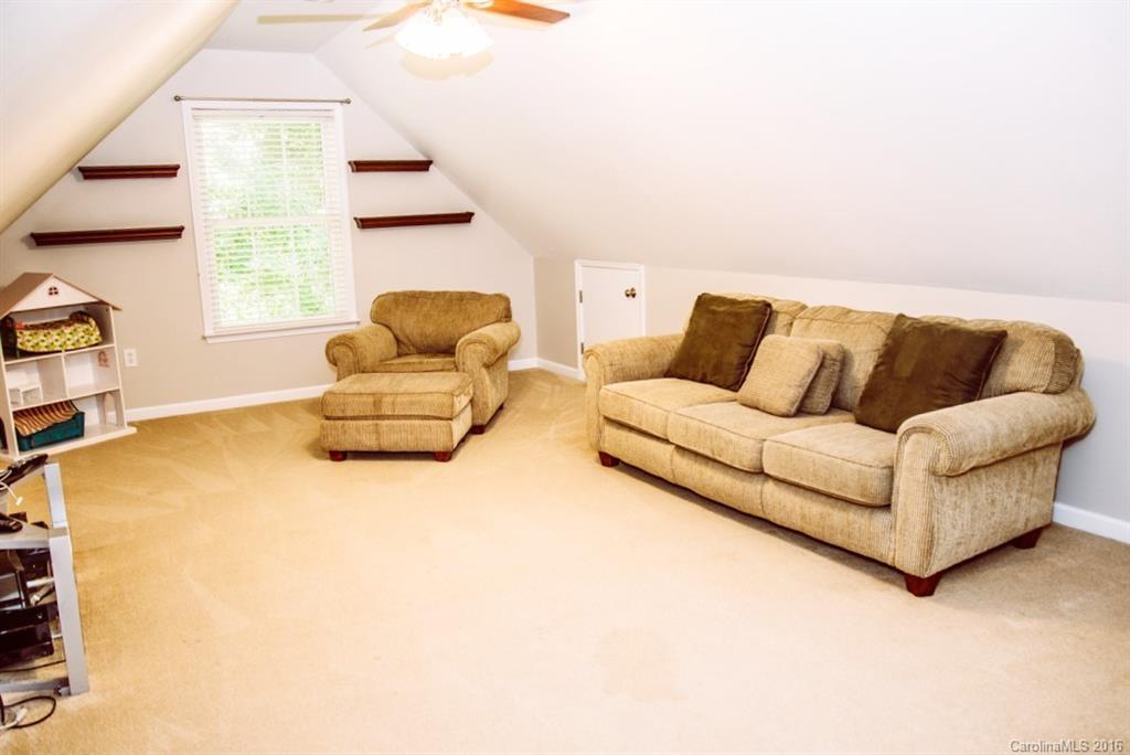 Hawkins Ridge - Residential