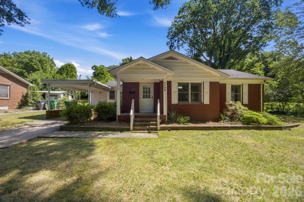 3129 IREDELL DR, CHARLOTTE, NC 28269 - Image e43032fc4cdbd66ddd2a8bf3cc1fa3a5/3058184182