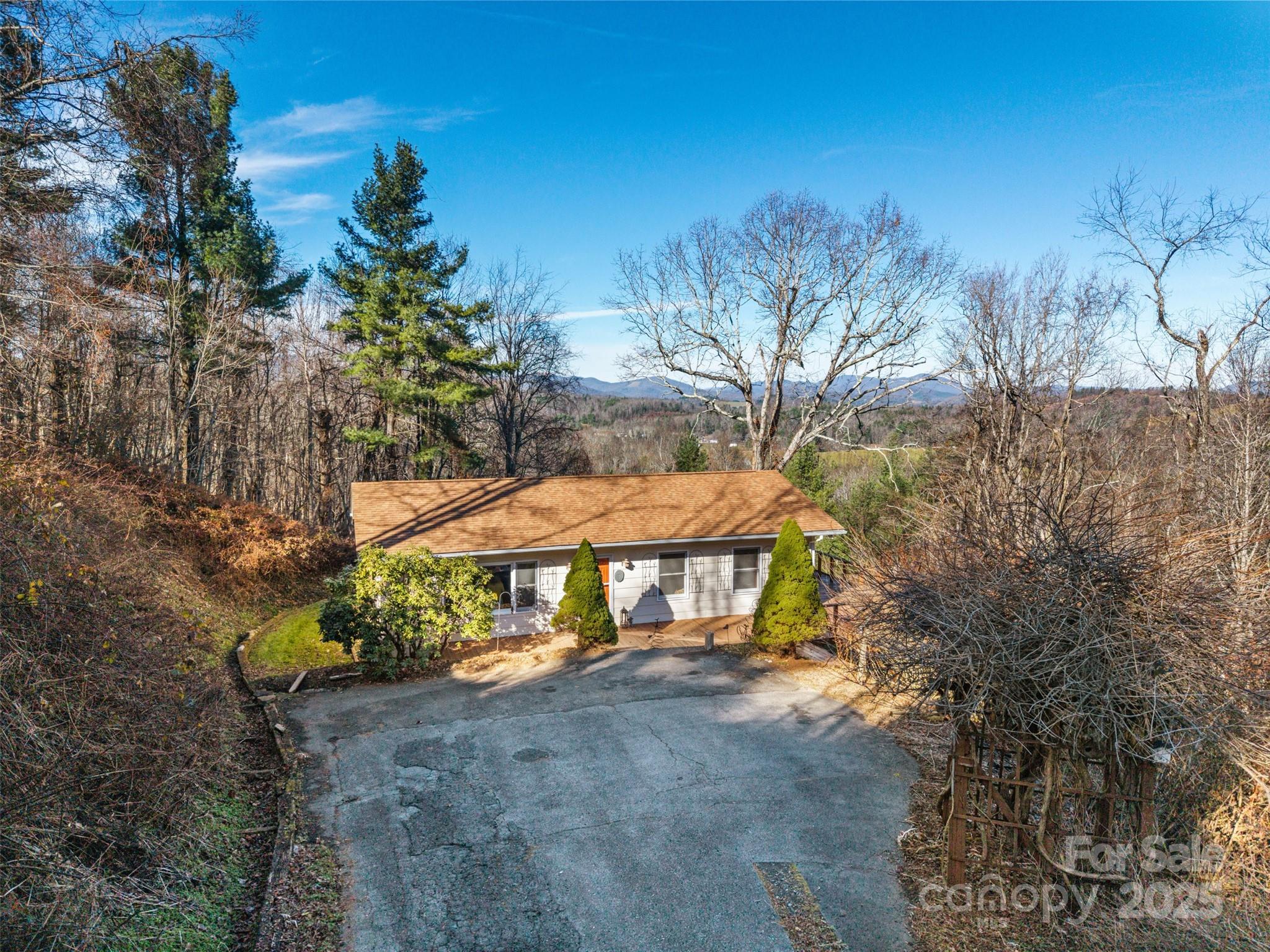 306 Parkway Village Drive