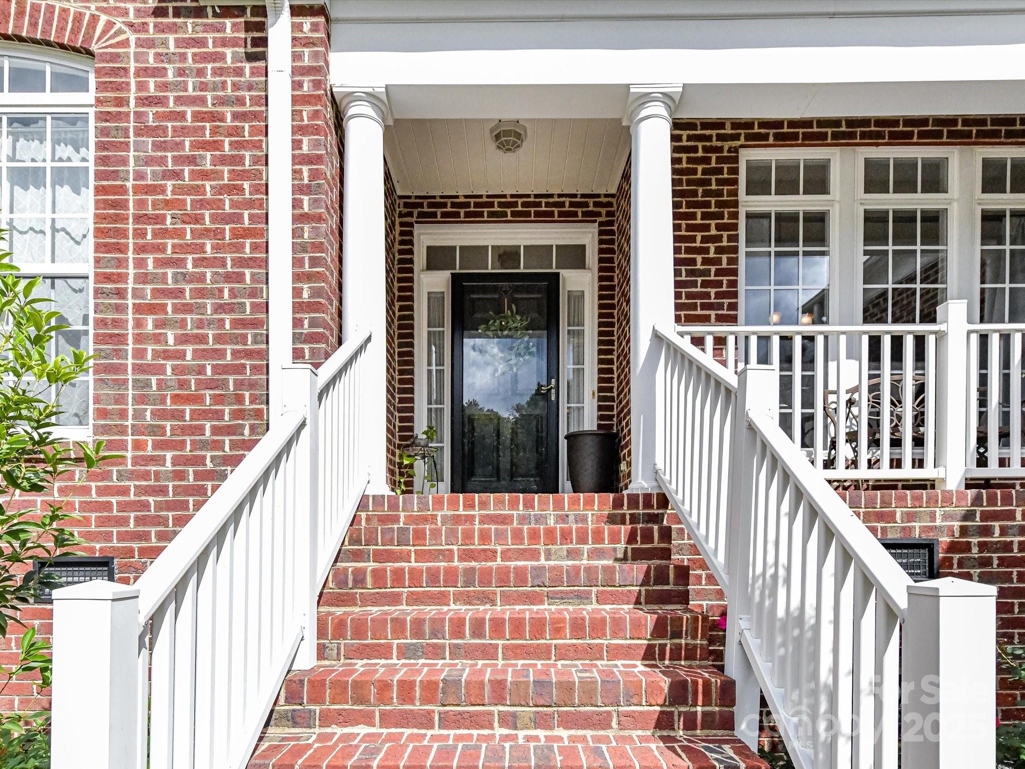 11563 Crossroads Place