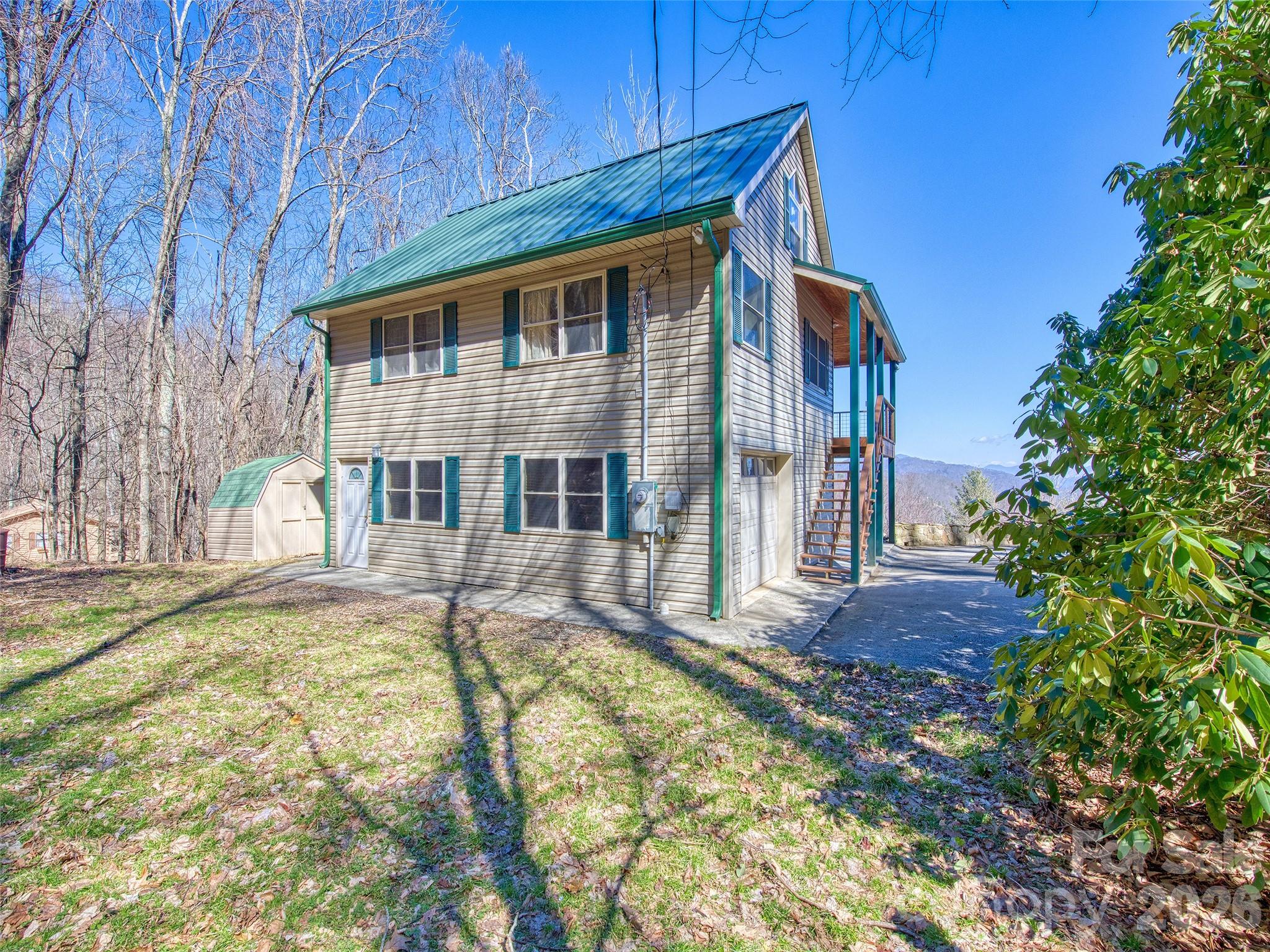 1463 Apple Creek Road