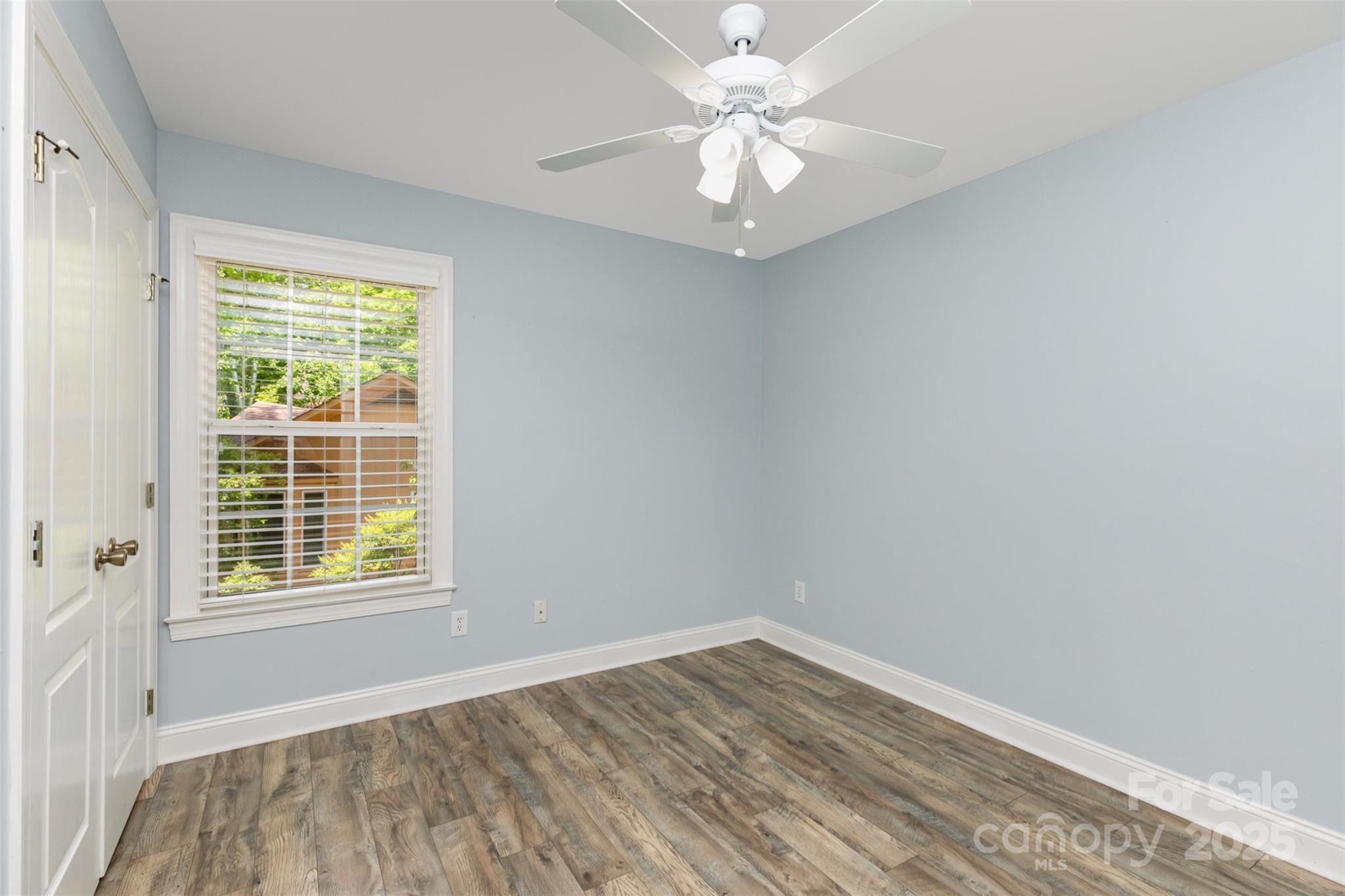 Tega Cay, South Carolina 29708, United States, 3 Bedrooms Bedrooms, ,3 BathroomsBathrooms,Residential,Under Contract,114182