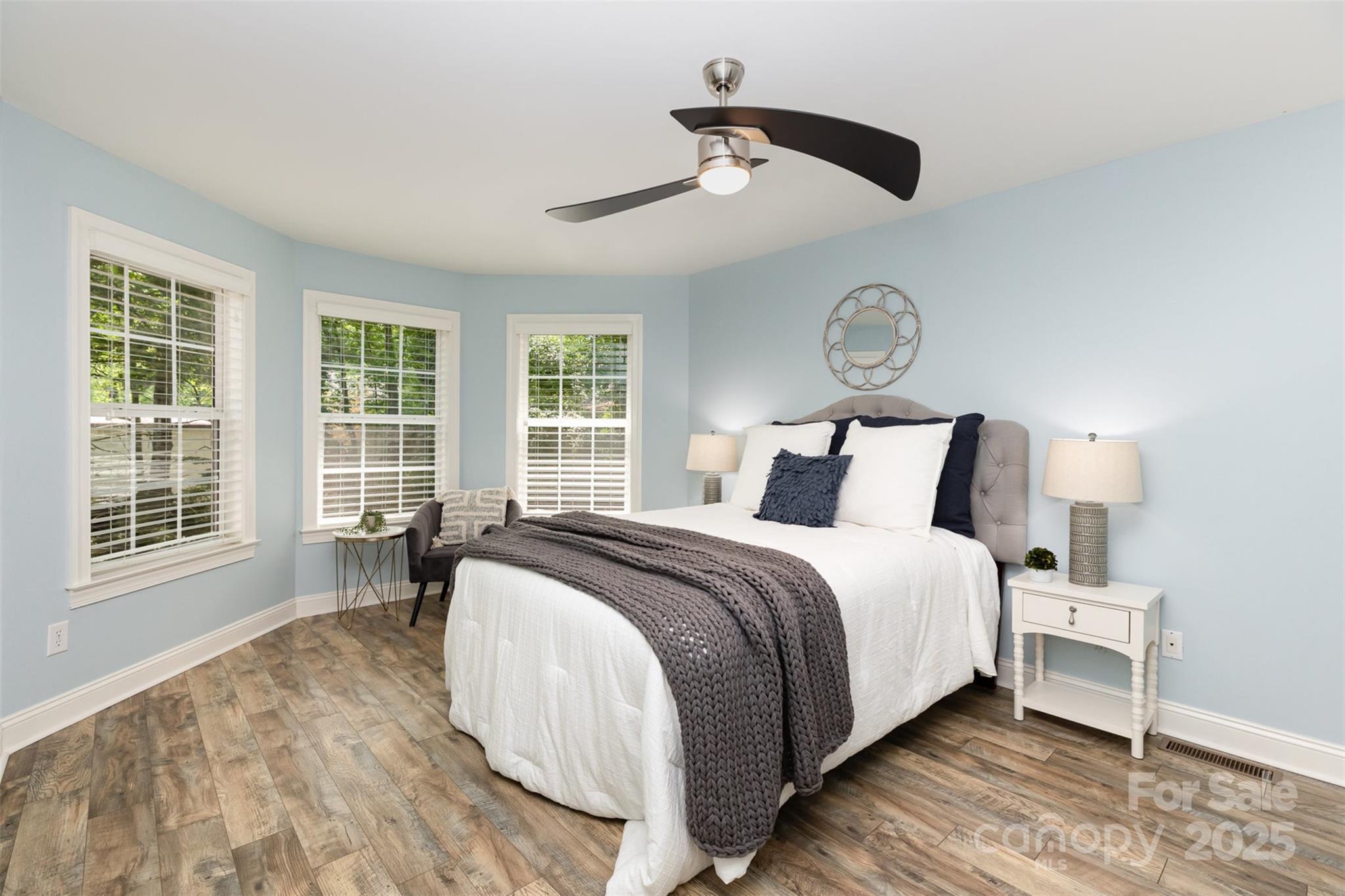 Tega Cay, South Carolina 29708, United States, 3 Bedrooms Bedrooms, ,3 BathroomsBathrooms,Residential,Under Contract,114182