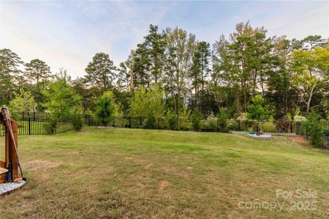 A home in Huntersville