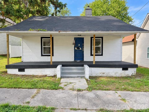 Photo of 930 4th Street, Statesville, NC 28677 (MLS # 4435217)