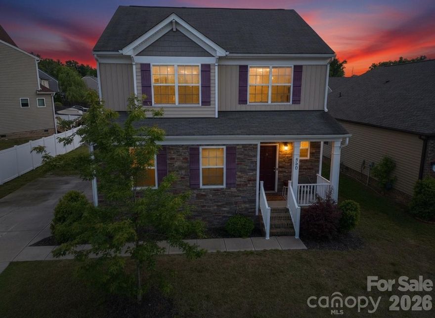 ?? Welcome to 850 Windblown Place in beautiful Rock Hill, SC! This stunning home offers the perfect blend of comfort, style, and functionality in one of the area’s most desirable communities. Step inside to discover spacious living areas, an open-concept layout, and modern finishes designed for everyday living and entertaining. The kitchen features ample cabinetry, sleek countertops, and plenty of space for gathering with family and friends.
The primary suite provides a relaxing retreat with generous space and a private bath, while the additional bedrooms offer flexibility for guests, a home office, or growing families. Enjoy outdoor living with a spacious backyard perfect for entertaining, grilling, or simply relaxing after a long day. Conveniently located near shopping, dining, schools, and major highways, this home combines suburban charm with easy access to everything Rock Hill has to offer. ? Whether you’re a first-time homebuyer, upgrading, or looking for your next investment opportunity, this home is a must-see! Schedule your private showing today!