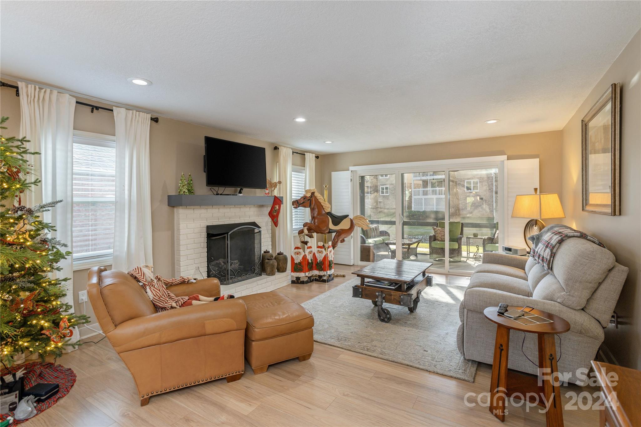 308 Somerton Court