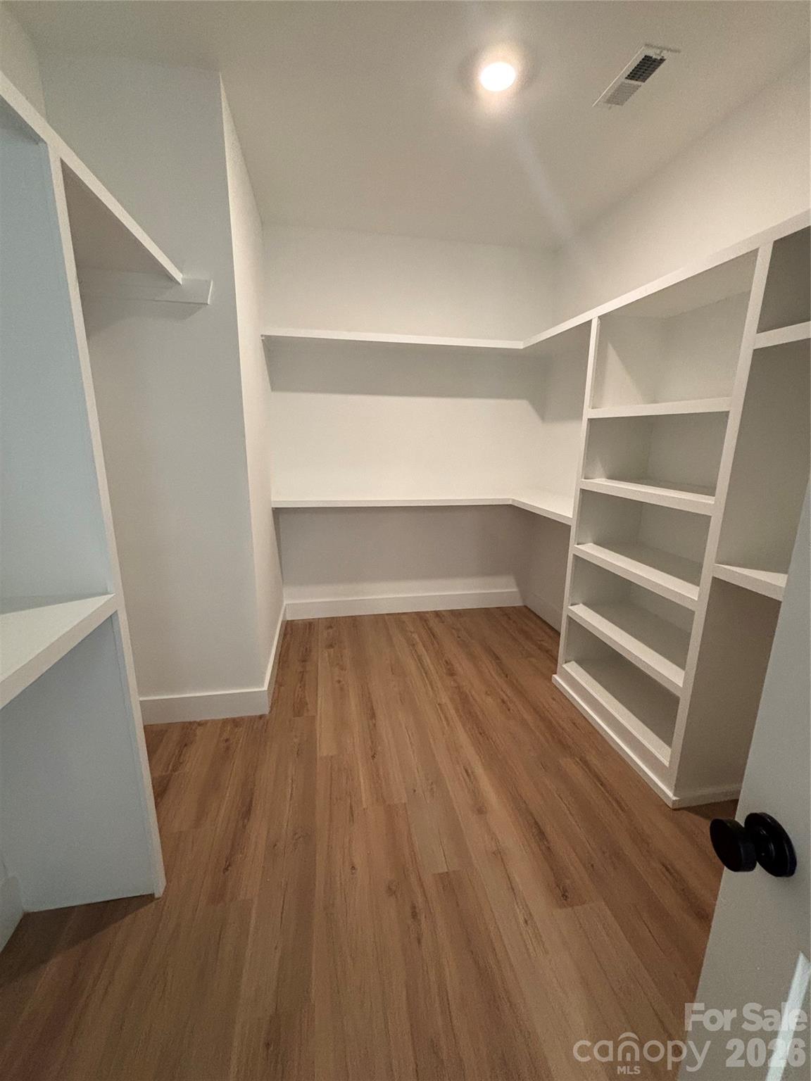 Paradise Harbor - Residential