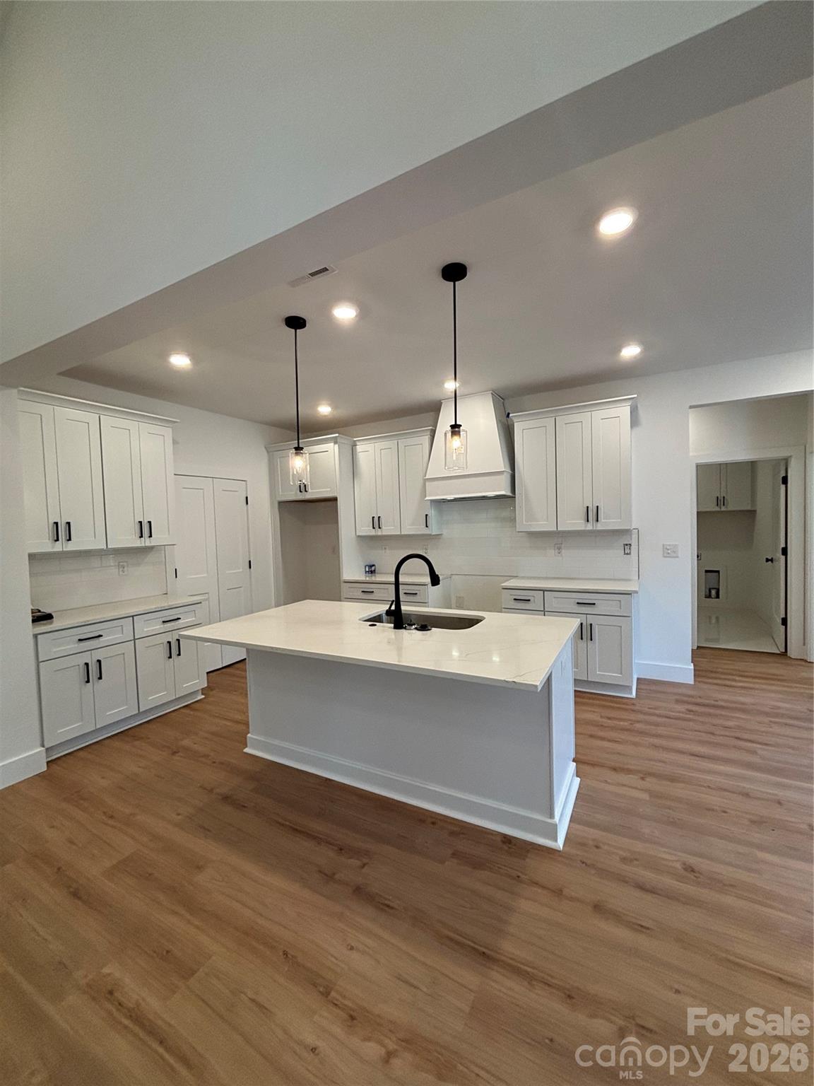 Paradise Harbor - Residential