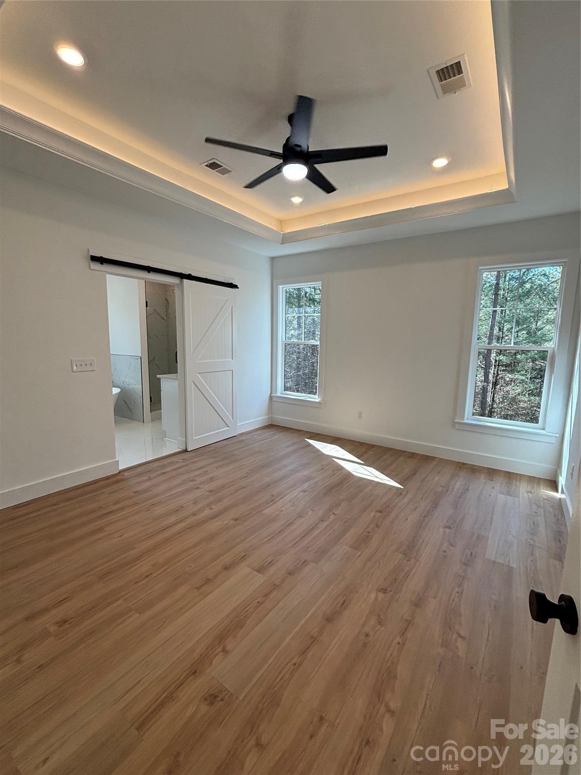 Paradise Harbor - Residential