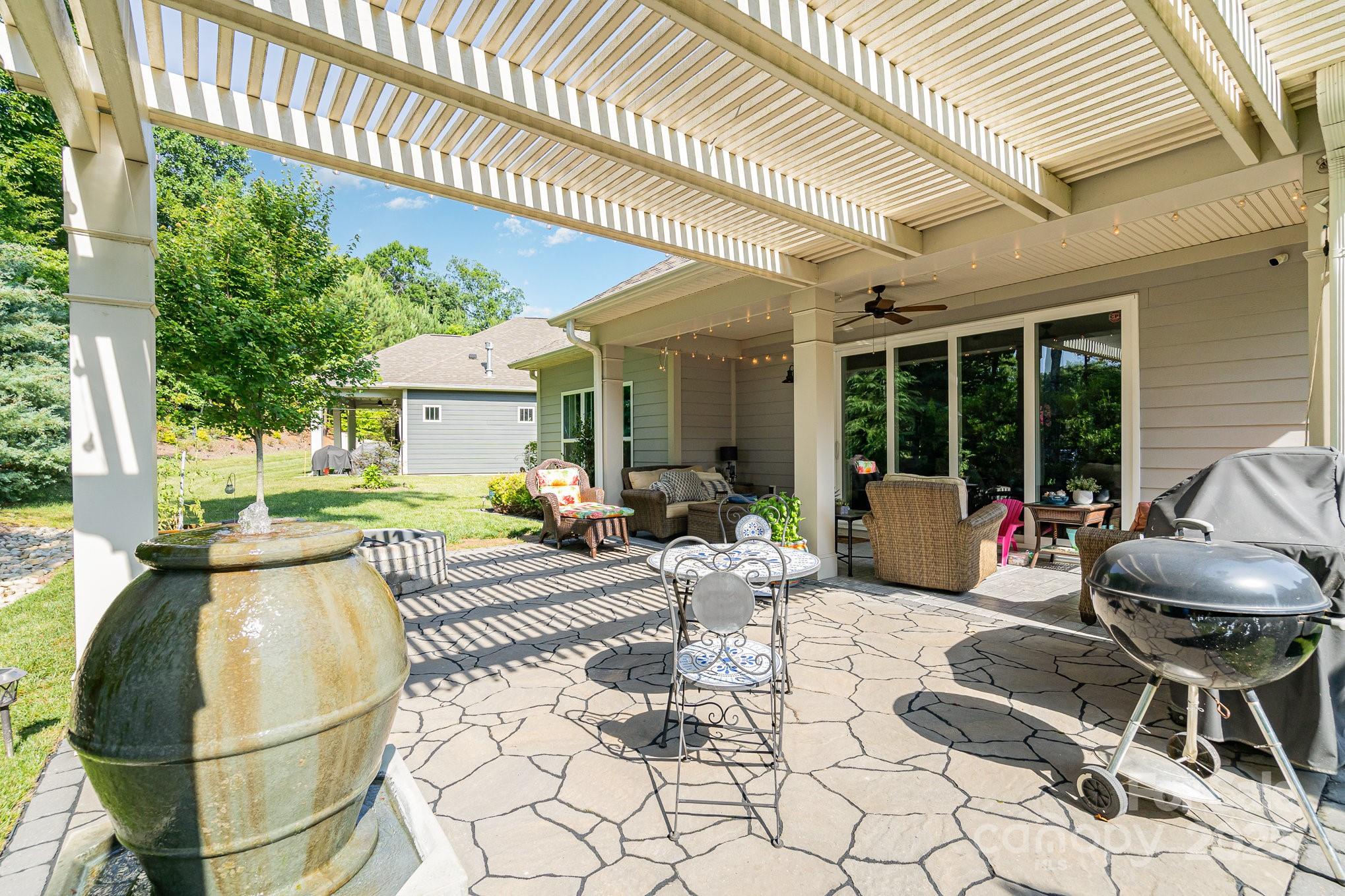 3899 Zemosa Lane NW