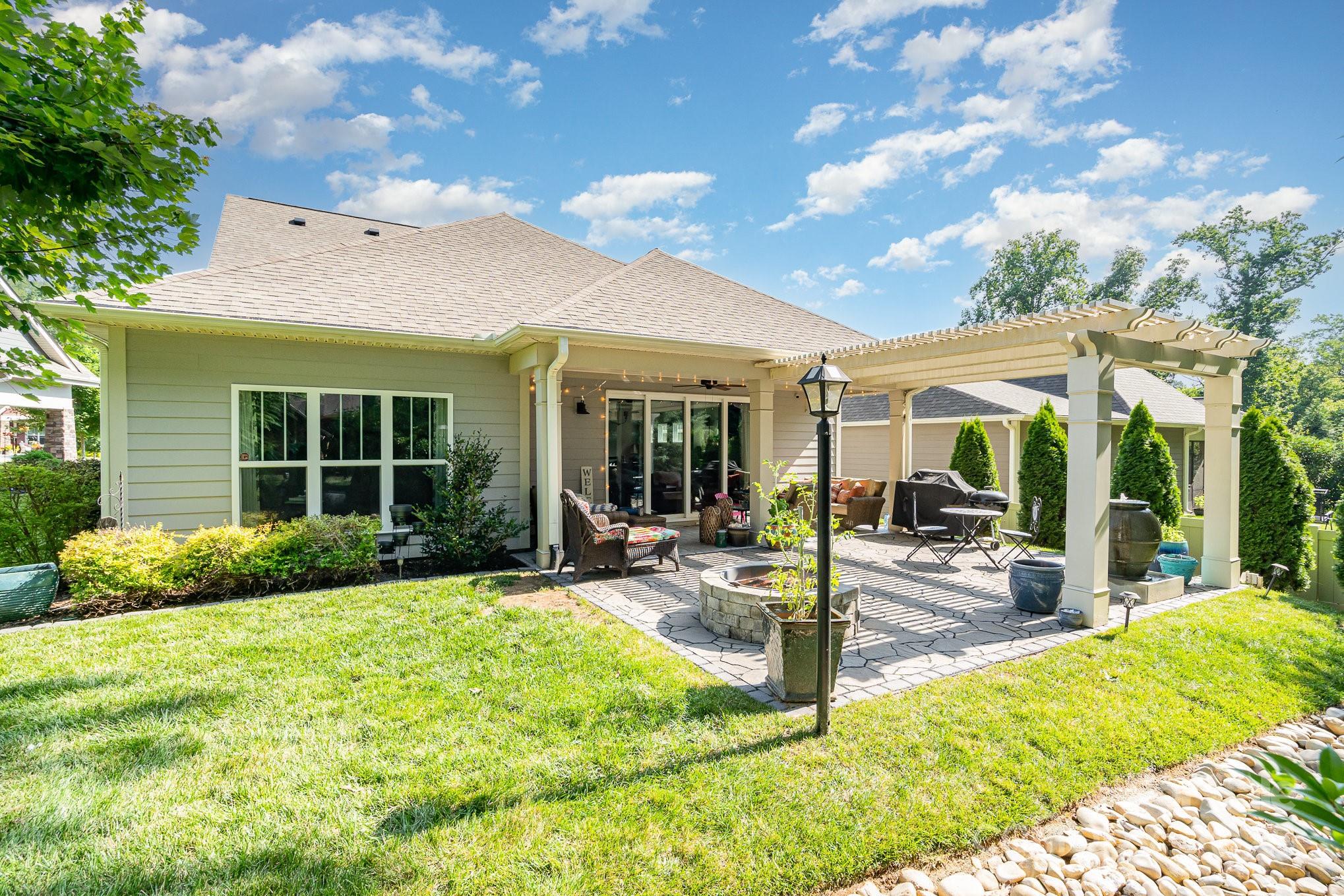 3899 Zemosa Lane NW