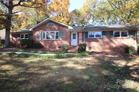 1631 Oline Place Charlotte NC 28212