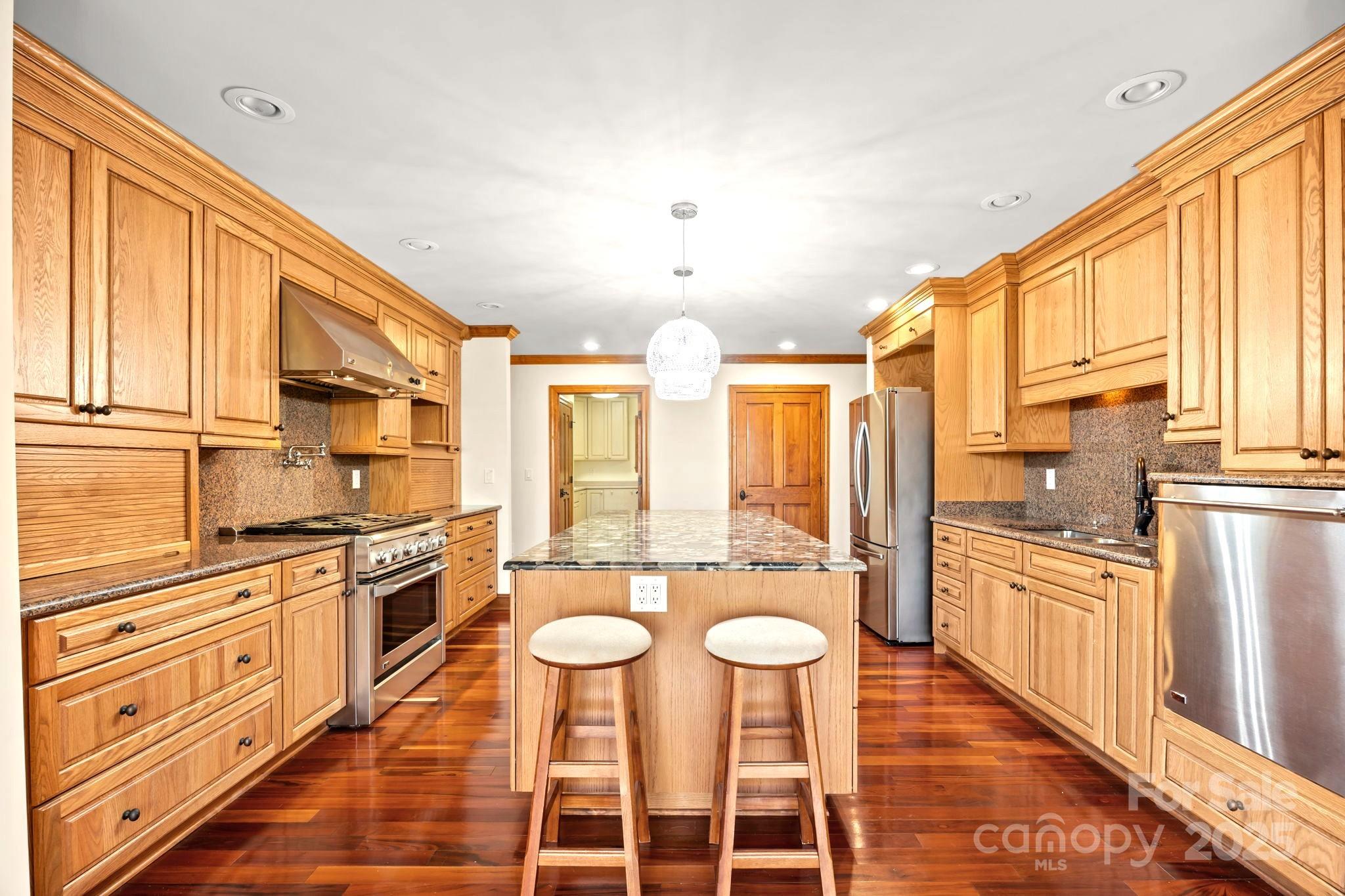 206 View Ridge Parkway