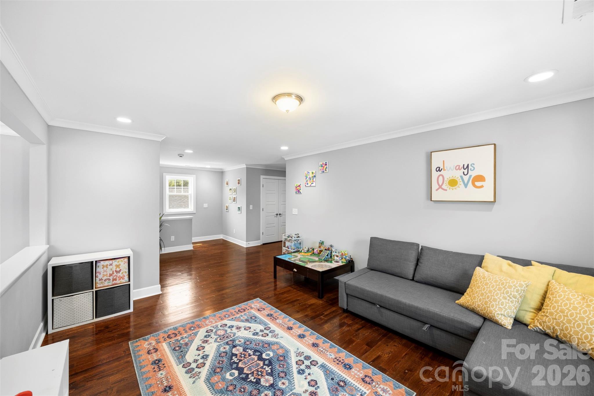 Villa Heights - Residential