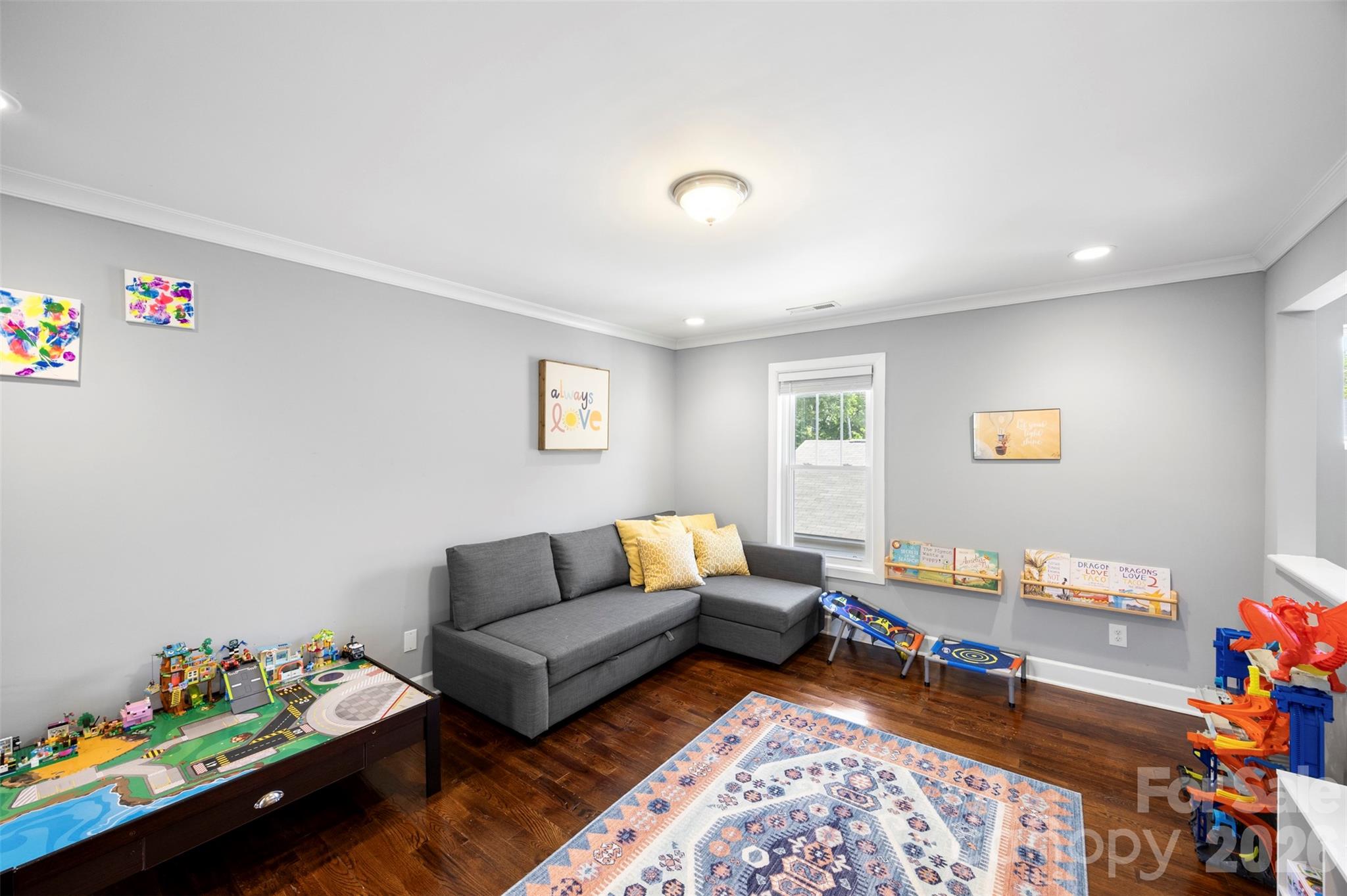 Villa Heights - Residential