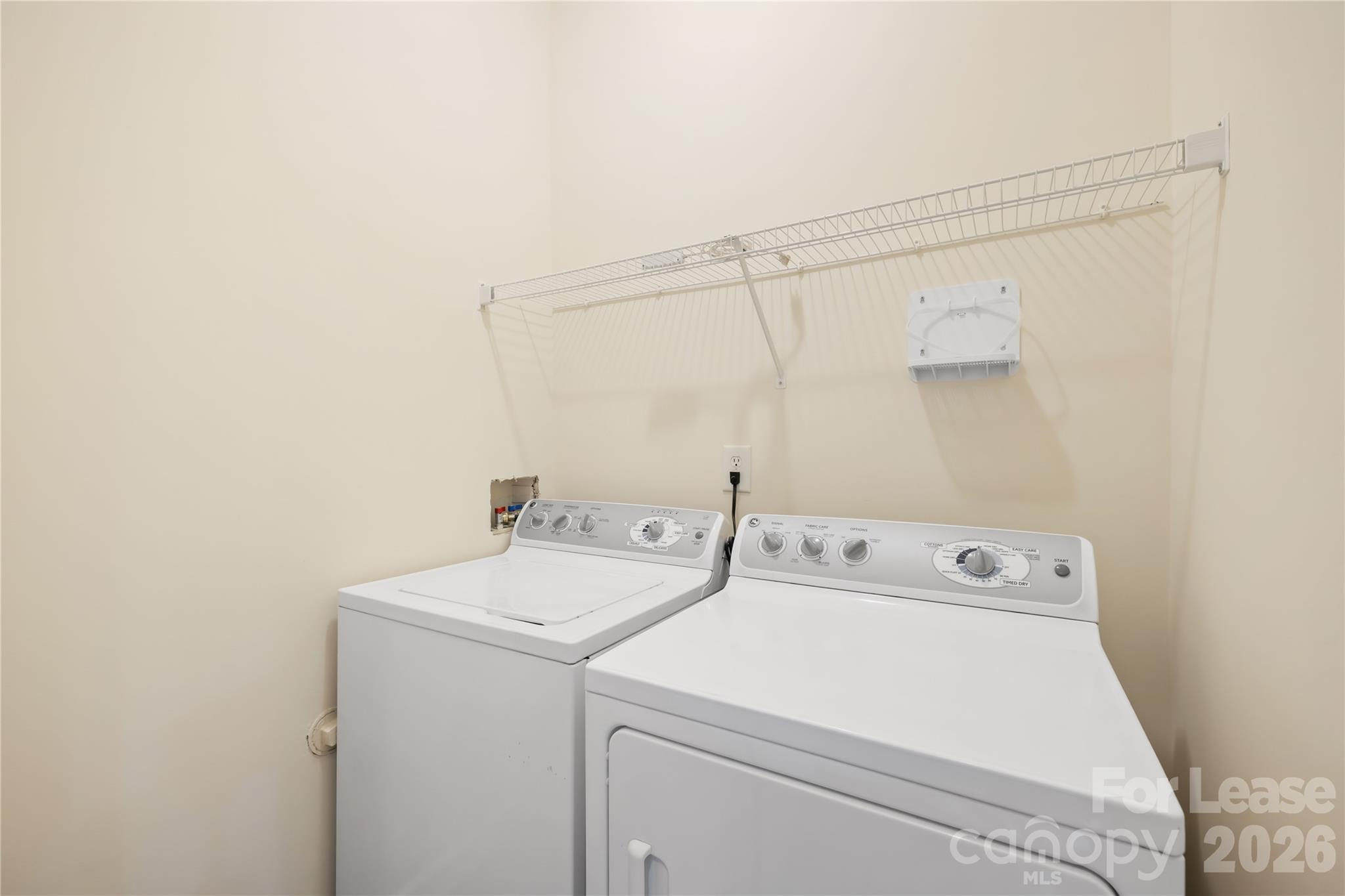 Oakbrooke - Residential Lease