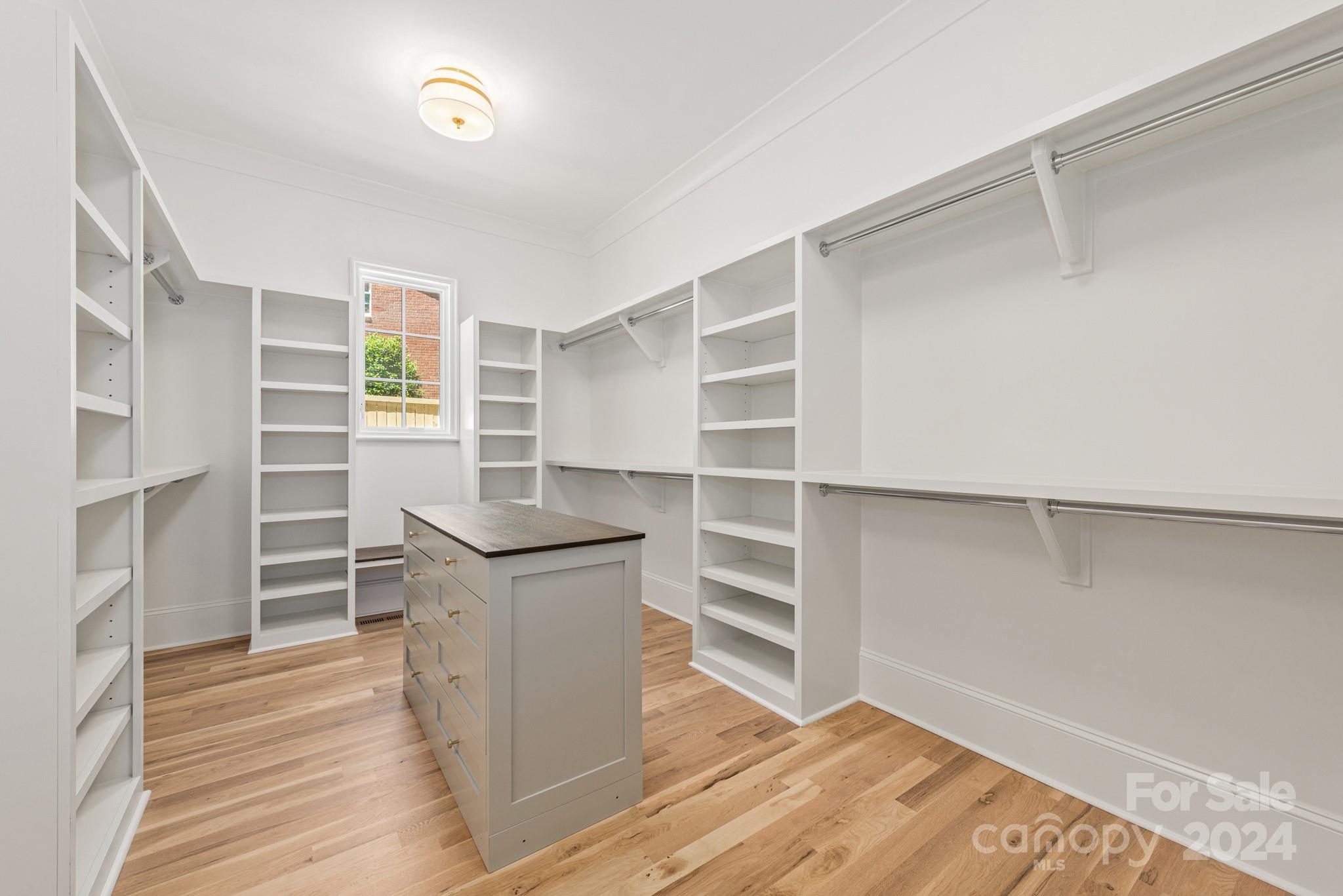 Sherwood Forest - Residential