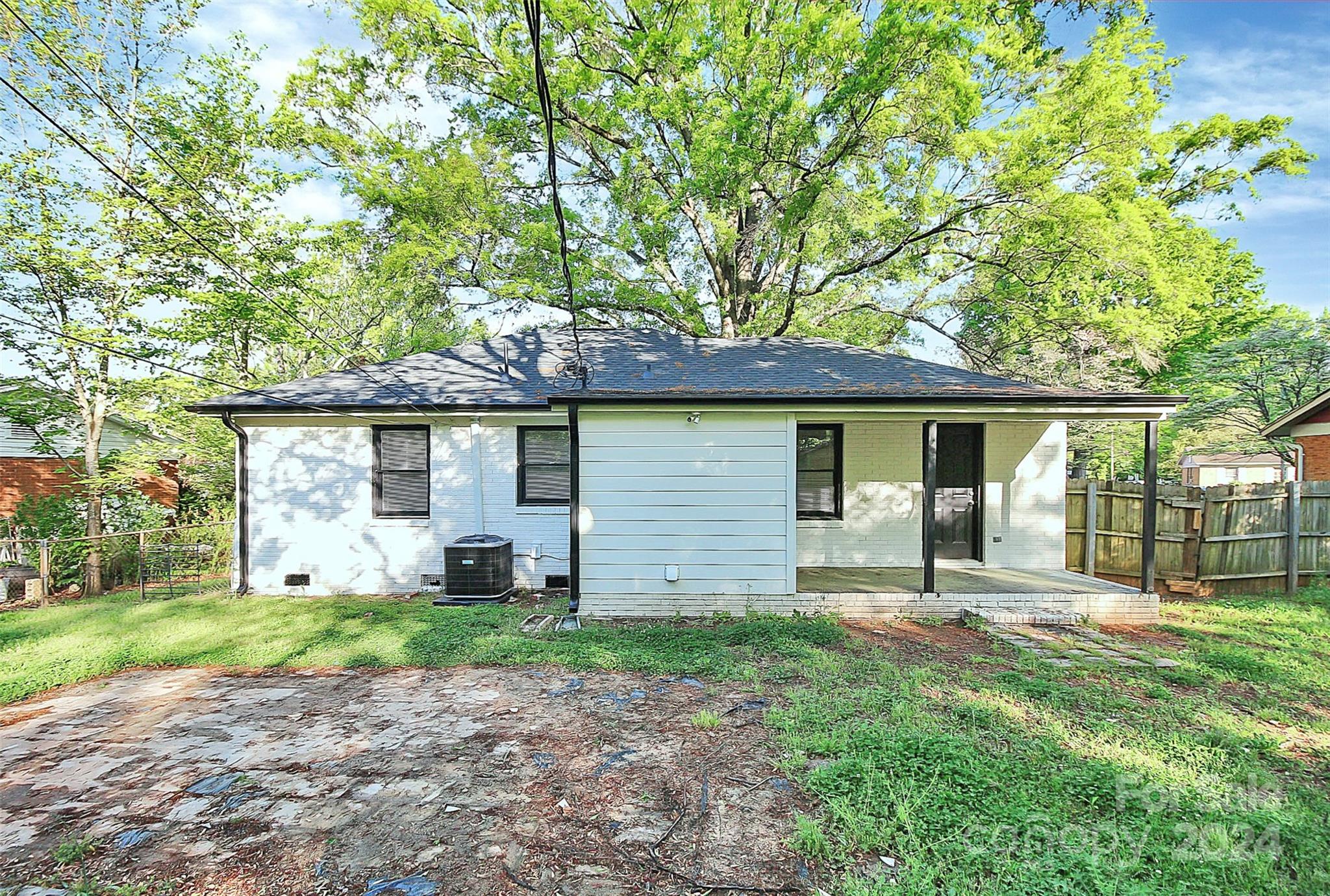 Farmcrest - Residential