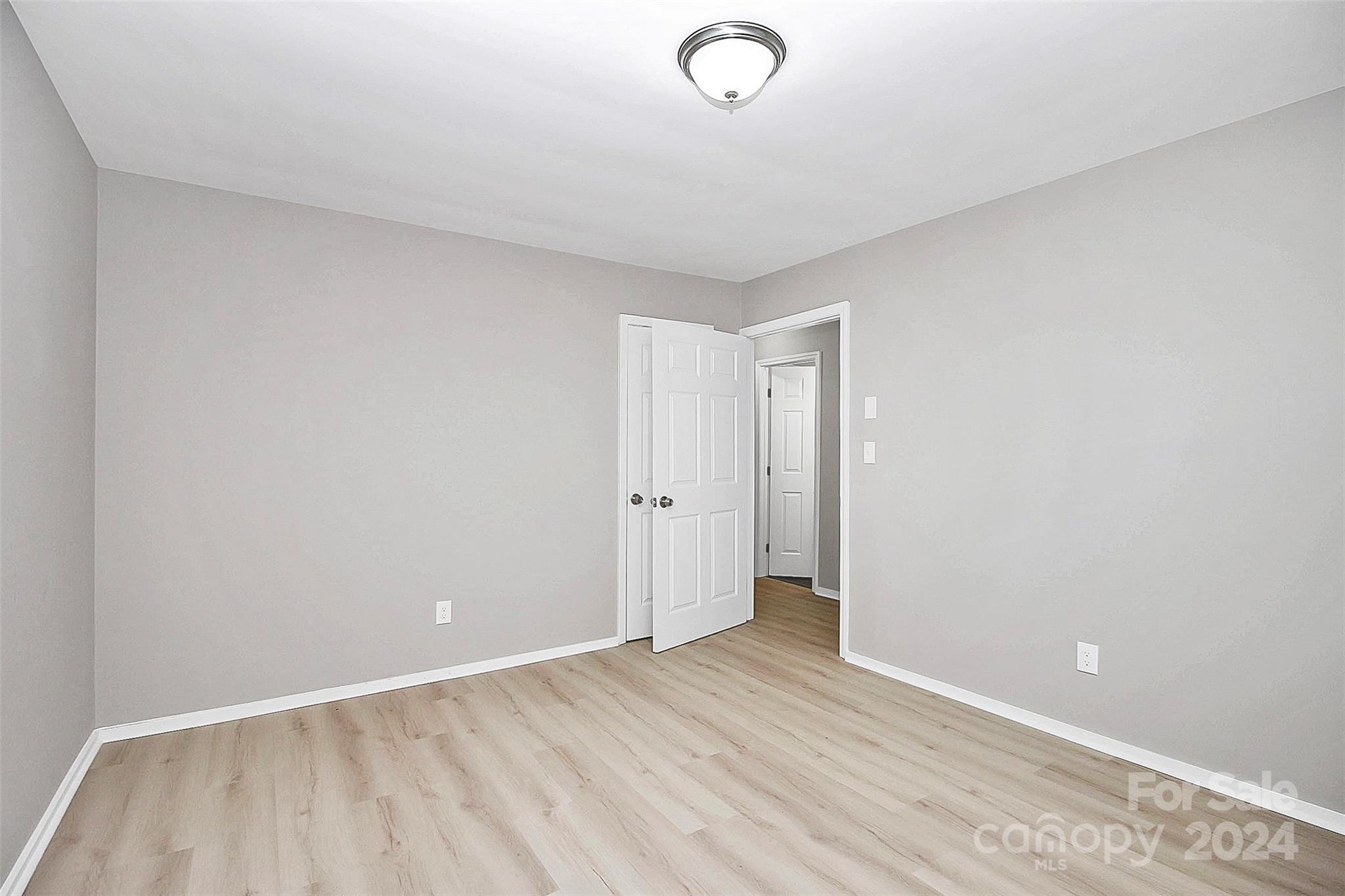 Farmcrest - Residential