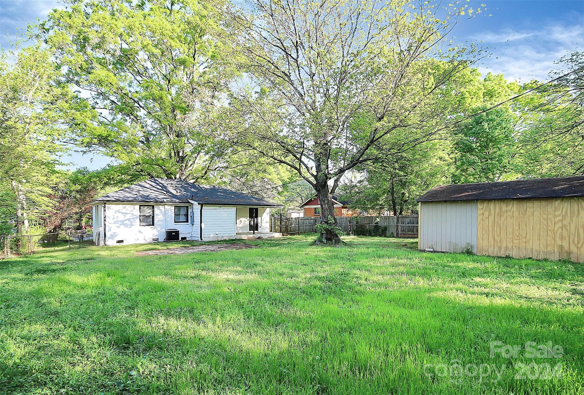 Farmcrest - Residential