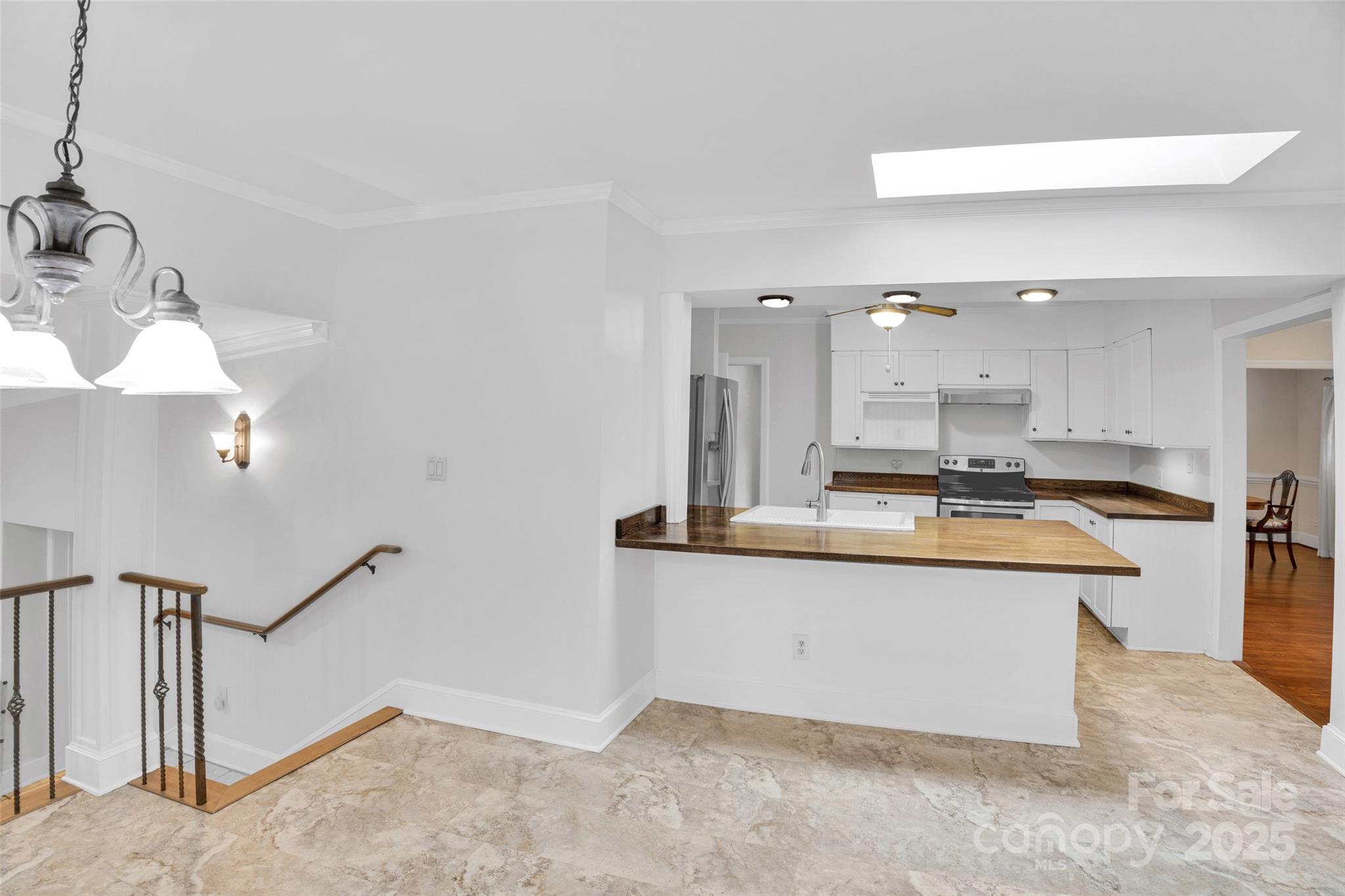 1212 Burtonwood Circle
