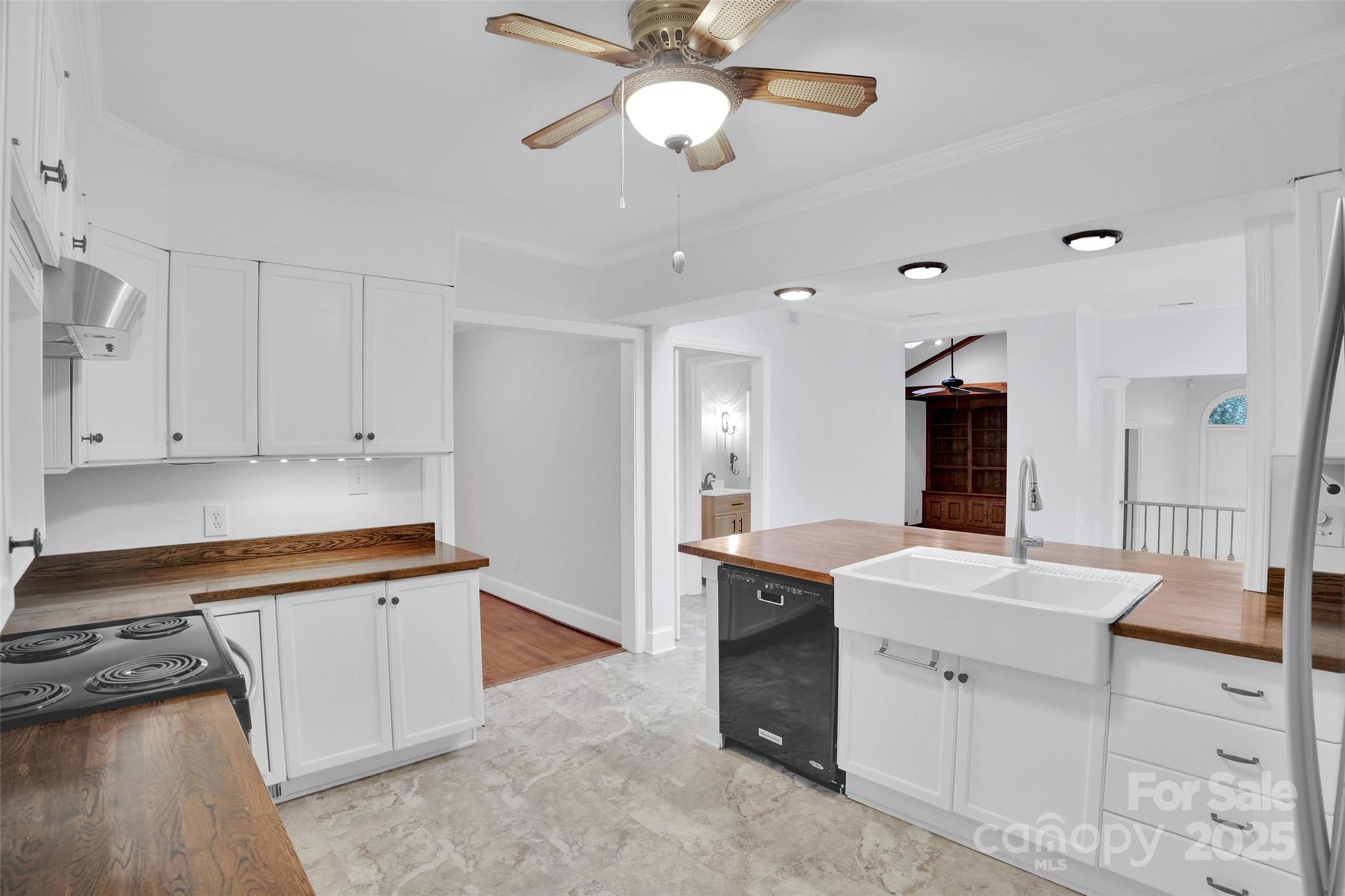 1212 Burtonwood Circle