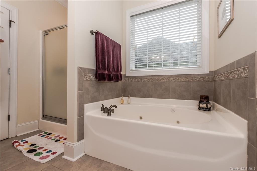 Forest Lakes II - Residential