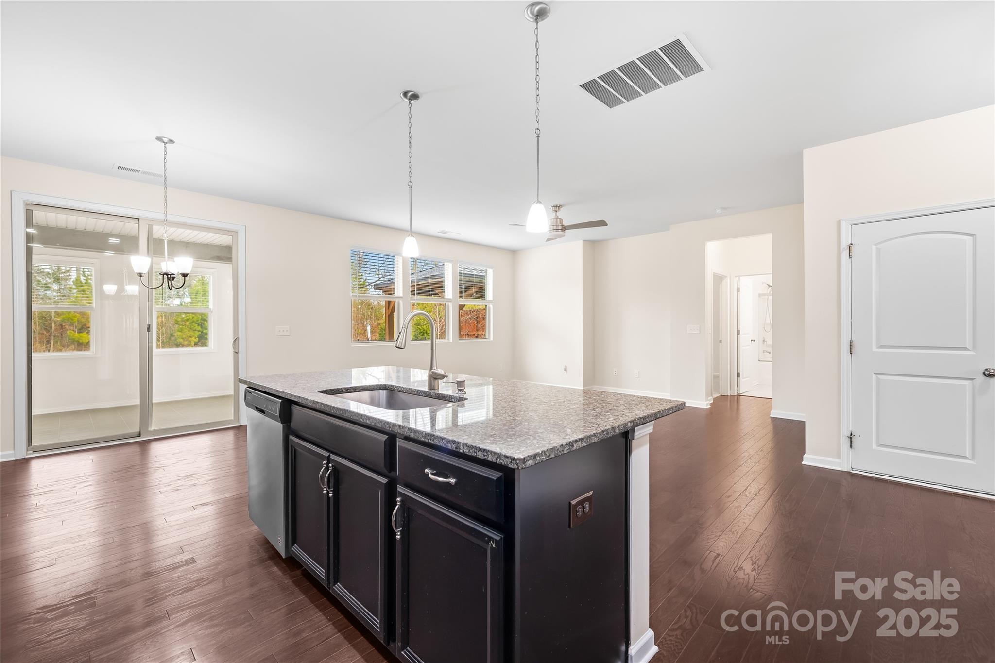 Magnolia Walk - Residential