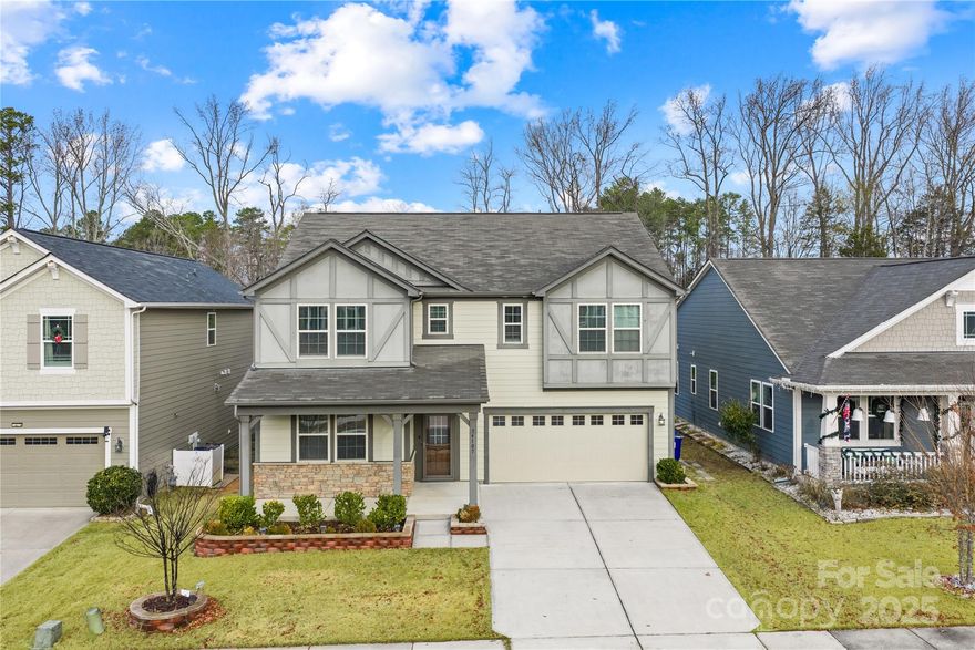 Welcome to your future home in the desirable Magnolia Walk neighborhood, just 4 minutes from downtown Huntersville! This location offers convenient access to I-77, I-485, and even has a community mailbox next two door. Enjoy an upscale, clean, and safe environment you’ll love coming home to. This beautiful 2-story home features: A bedroom and full bathroom on the main floor, ideal for guests or multigenerational living, a spacious primary suite plus 3 additional bedrooms upstairs. Laundry room with sink. A covered patio and a gazebo next door, perfect for outdoor relaxation and entertaining.
Built in 2018, the home is in excellent condition and has been meticulously maintained by the owner. It features freshly painted interior walls and professionally cleaned carpets, making it truly move-in ready.