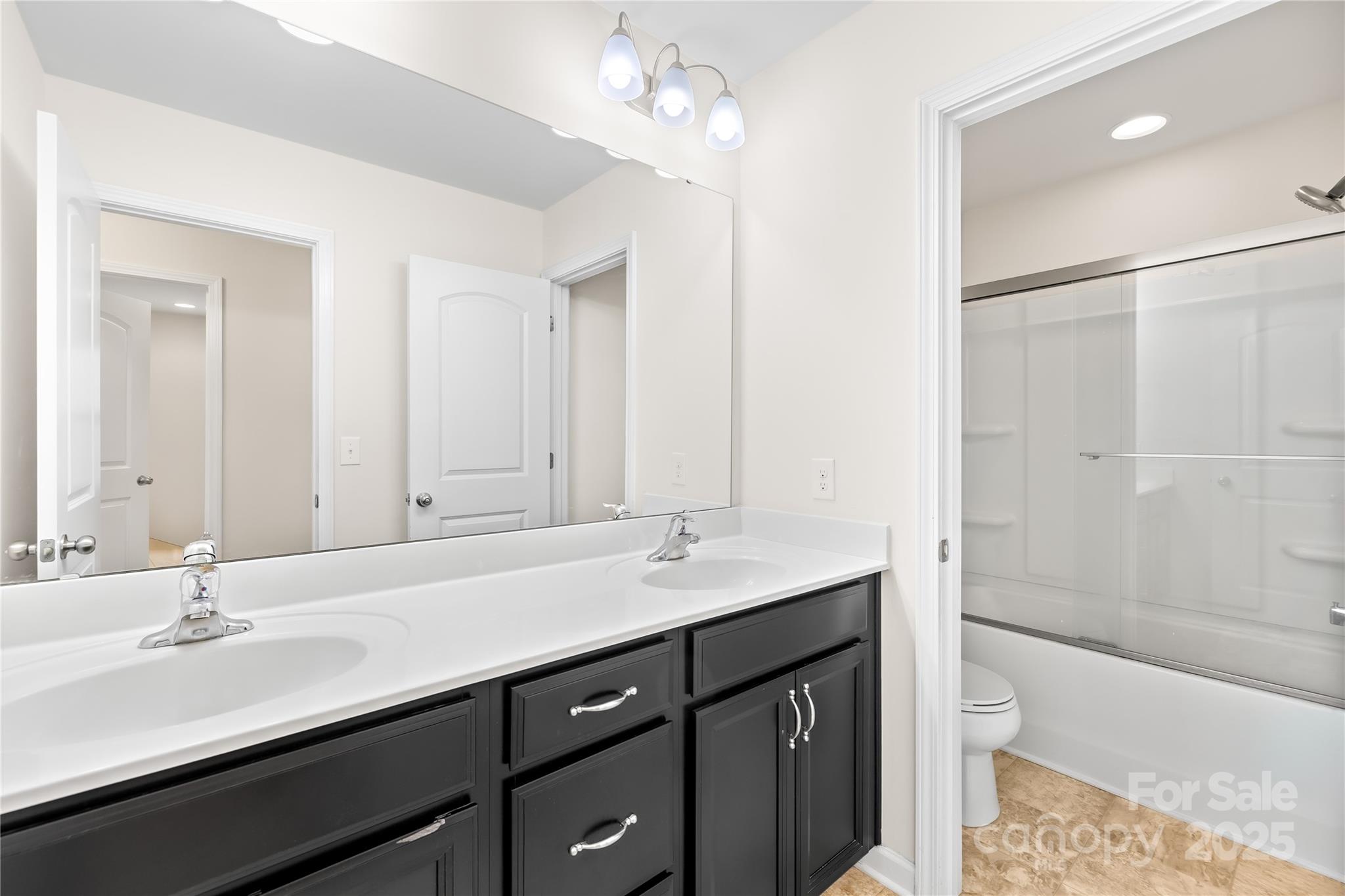 Magnolia Walk - Residential