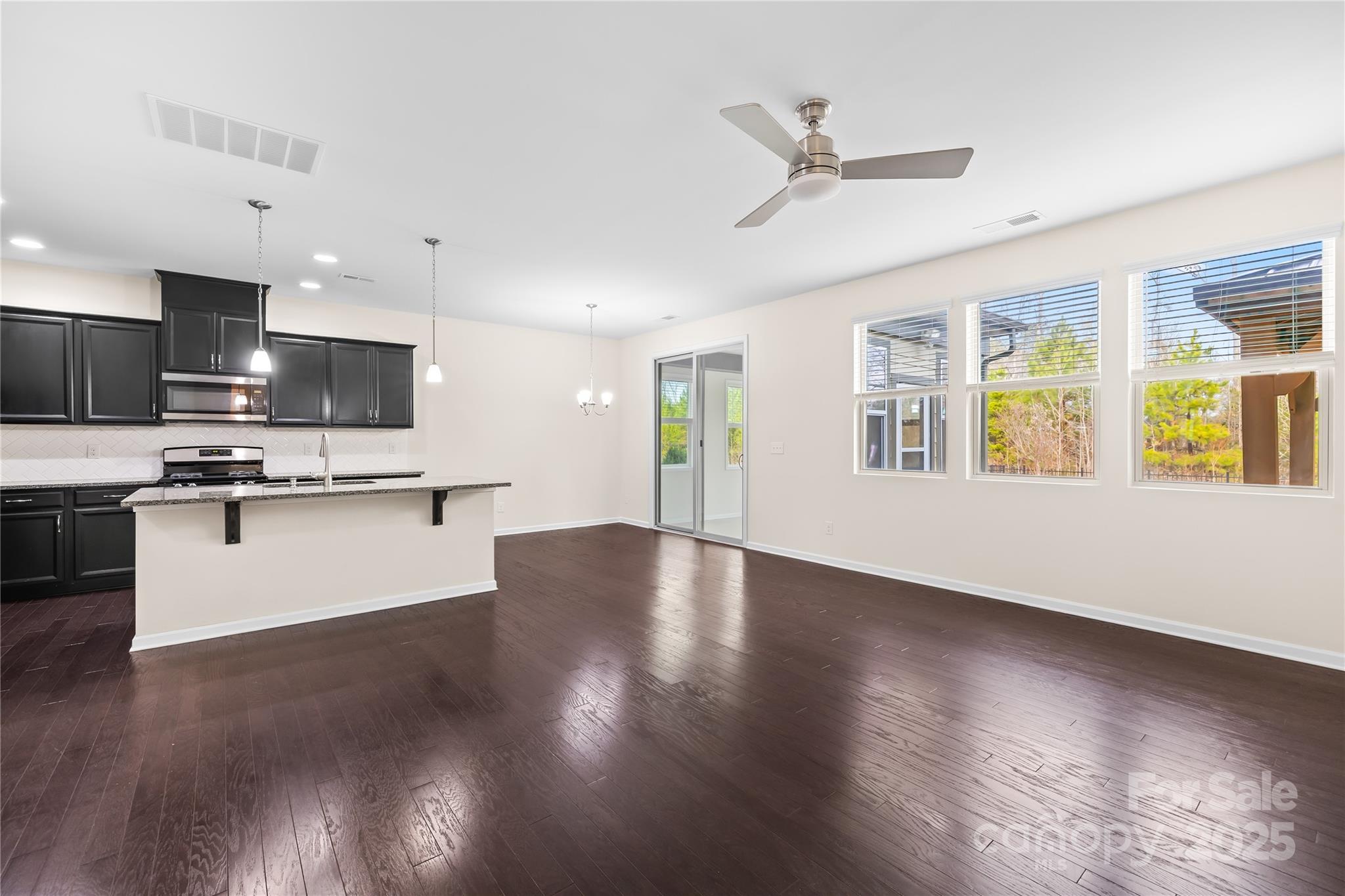 Magnolia Walk - Residential