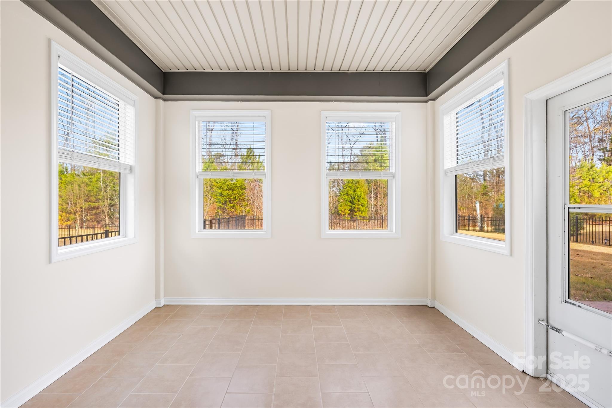 Magnolia Walk - Residential