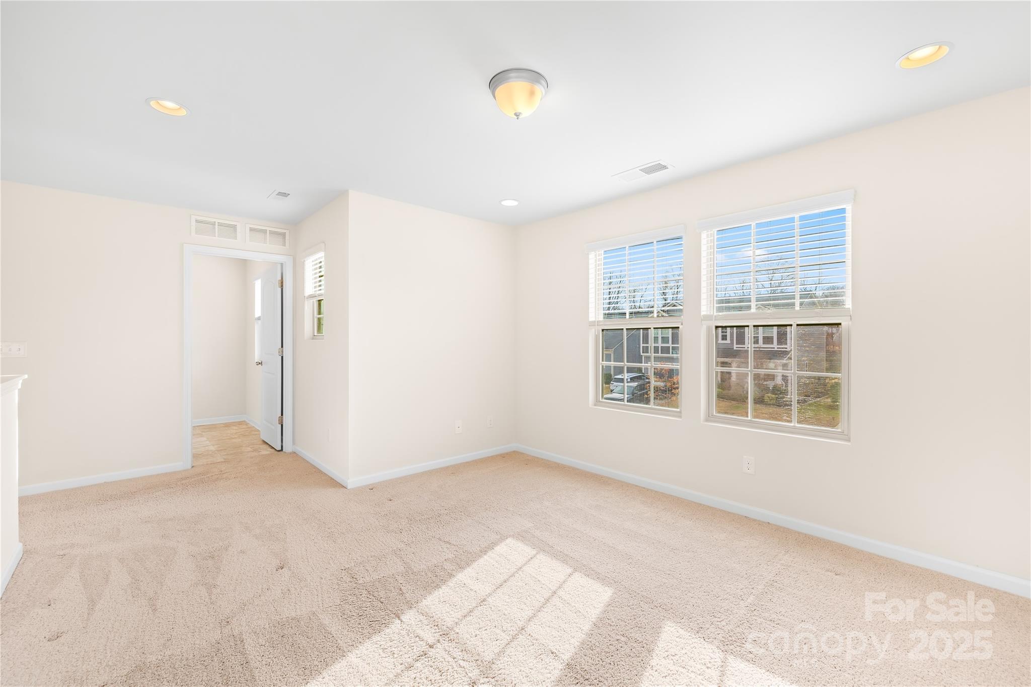 Magnolia Walk - Residential