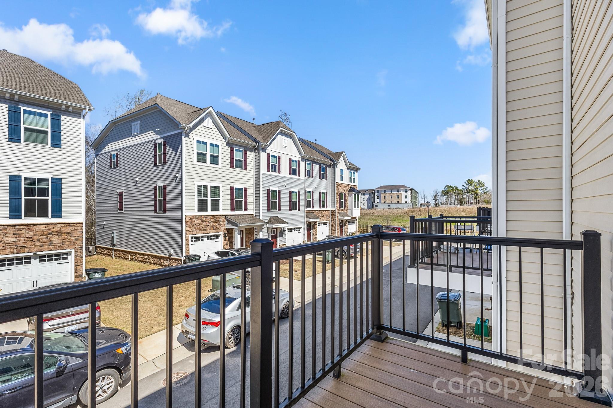 The Towns at Mallard Mills - Residential