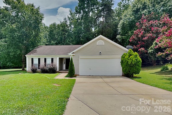 6902 KENTUCKY DERBY DR, CHARLOTTE, NC 28215 - Image e45c4e6d52b51deb6b3b7430c29147a6/3789021718