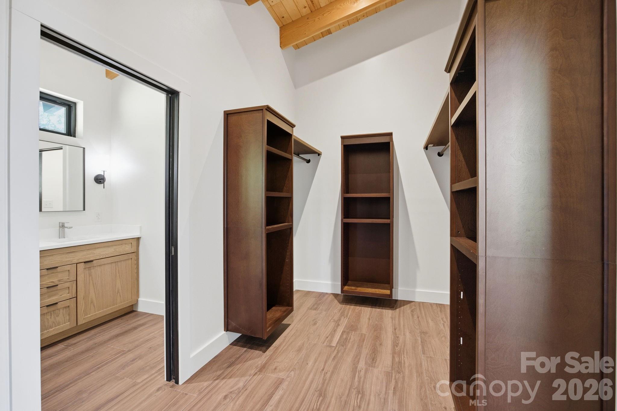 Beechwood Lakes - Residential