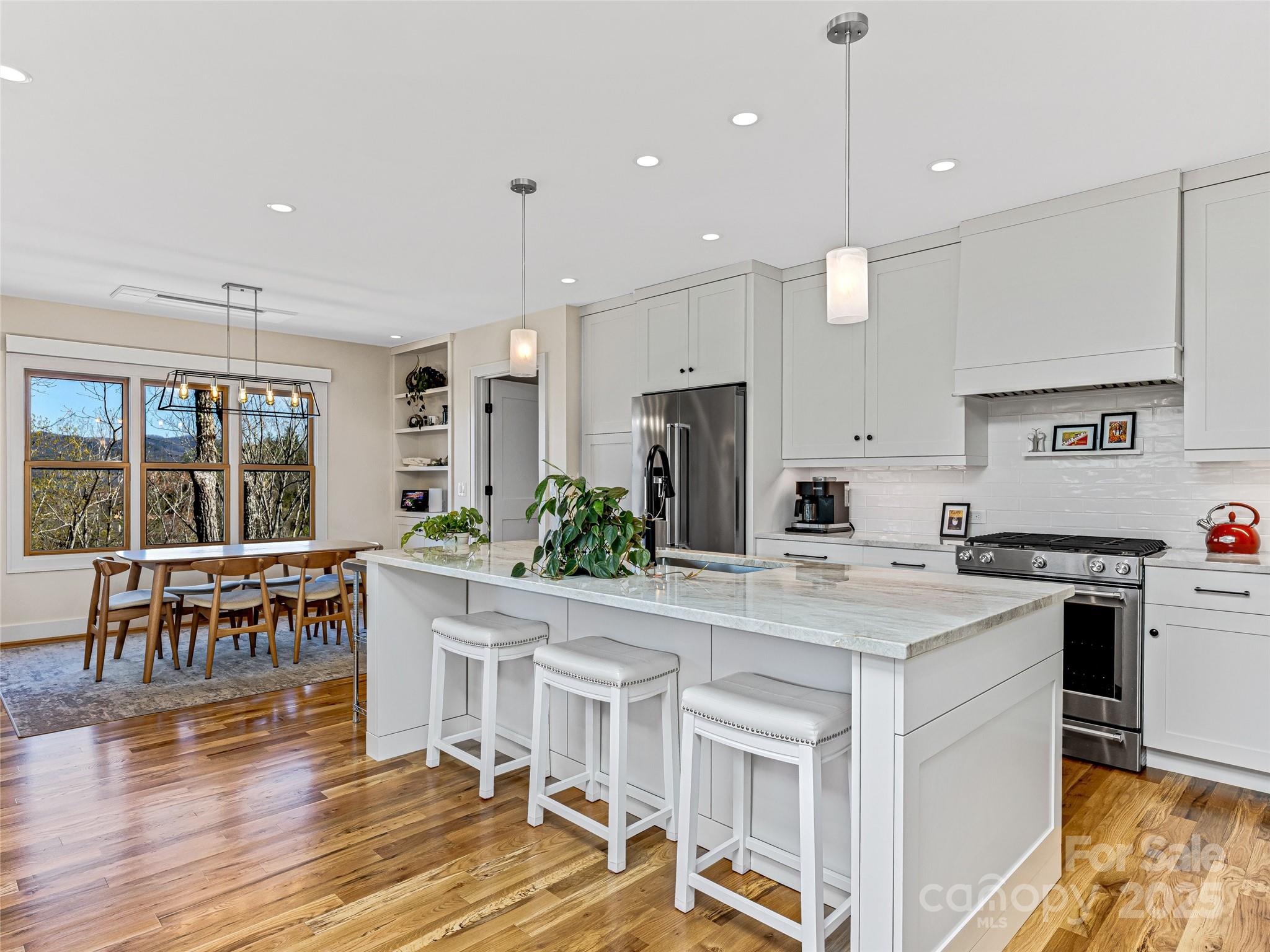 Black Mountain Estates - Residential