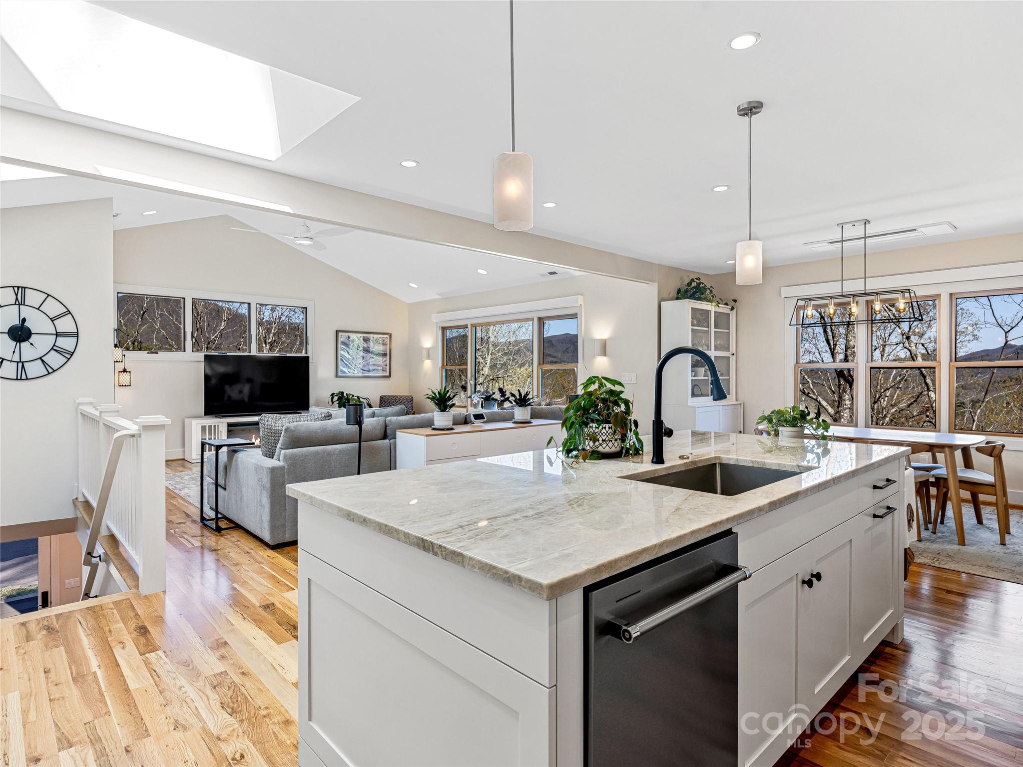 Black Mountain Estates - Residential