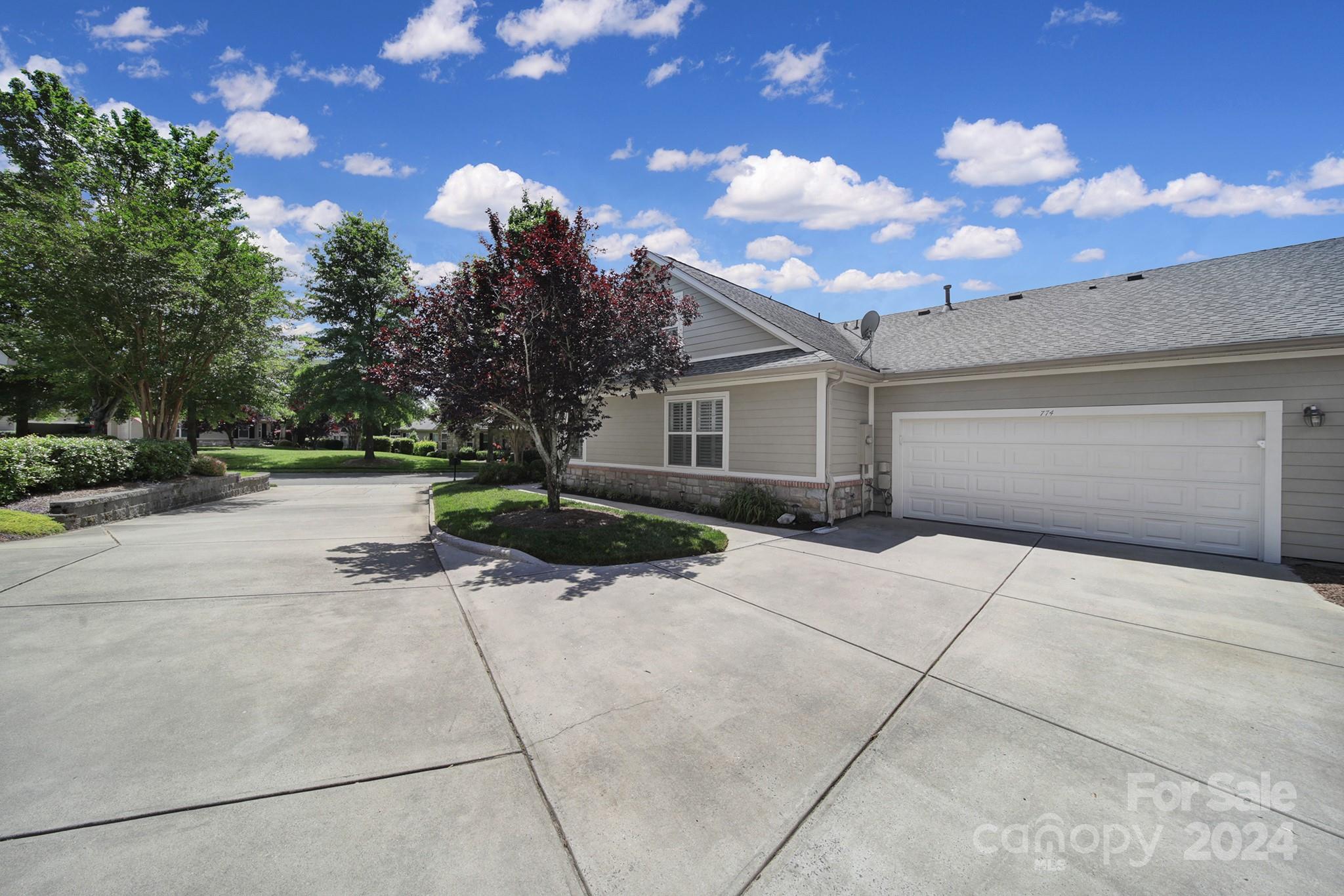 Stonecrest Villas of Tega Cay - Residential