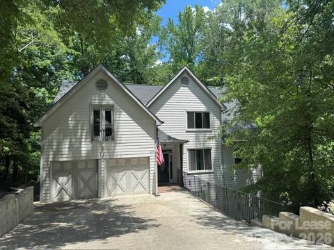 Photo of 6629 Tuskan Drive, Charlotte, NC 28270 (MLS # 4384828)