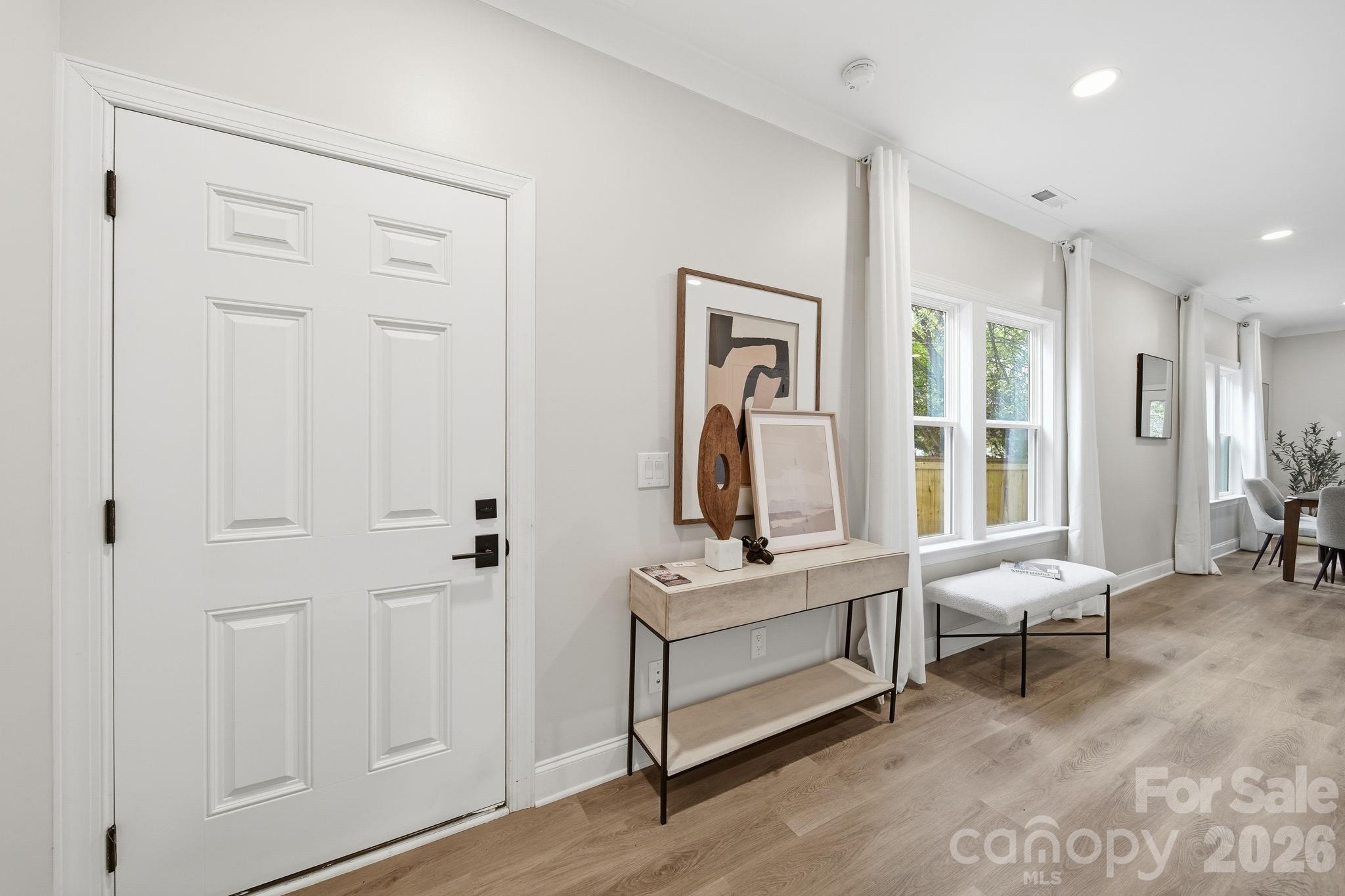 109 N Smallwood Place