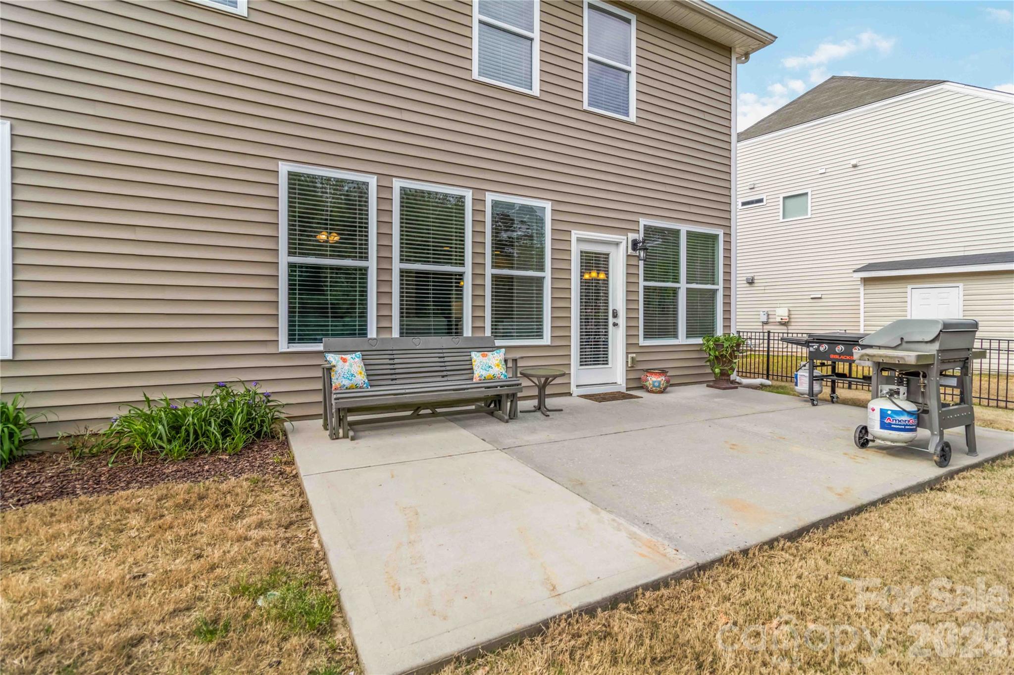 Lakebridge - Residential