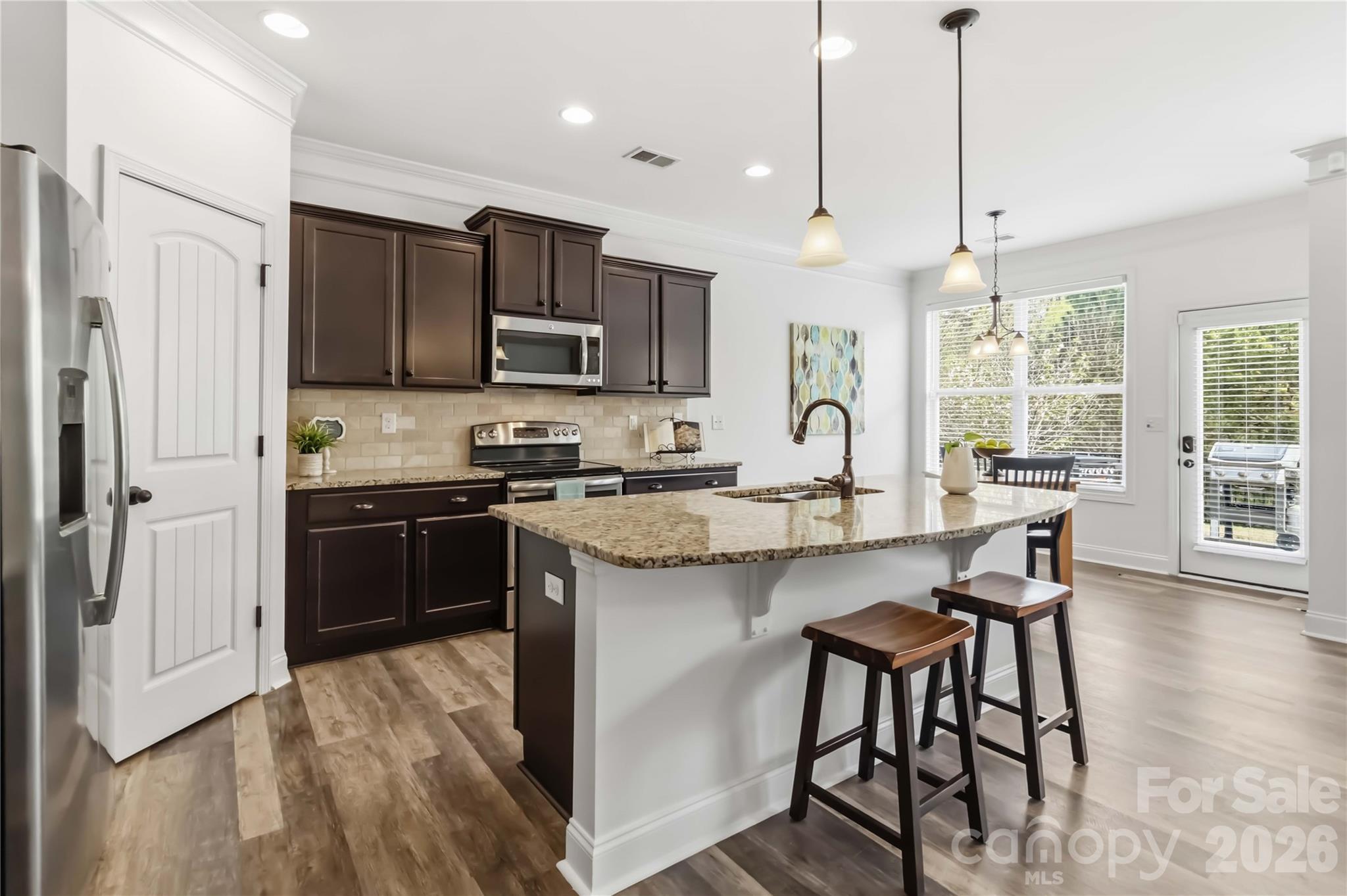 Lakebridge - Residential