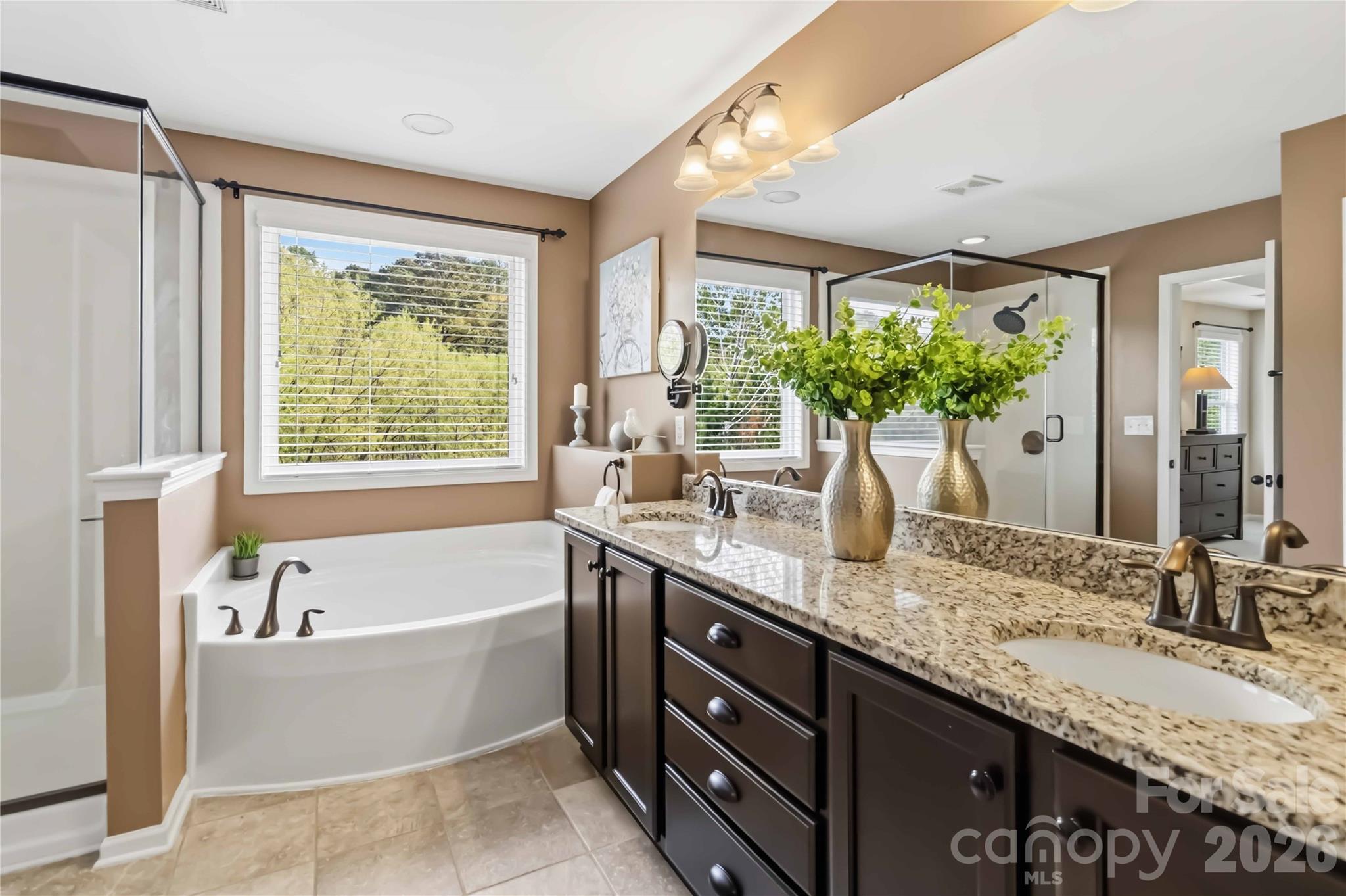 Lakebridge - Residential