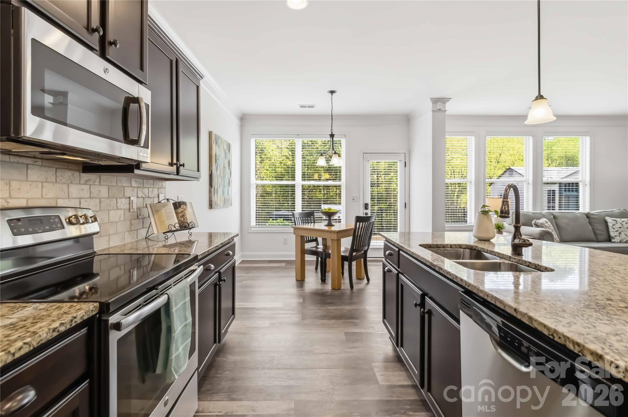 Lakebridge - Residential