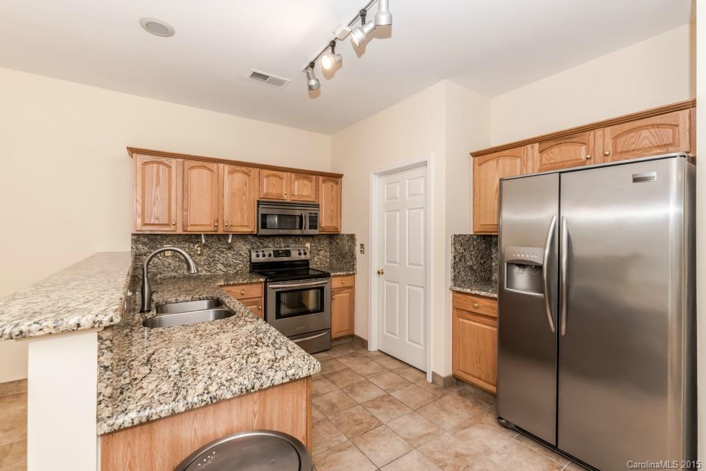 Fairfax Woods - Residential